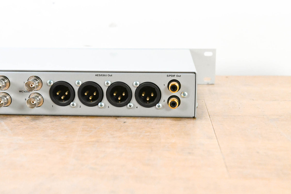 Antelope Audio Isochrone DA Reclocking Sync Distribution Amplifier