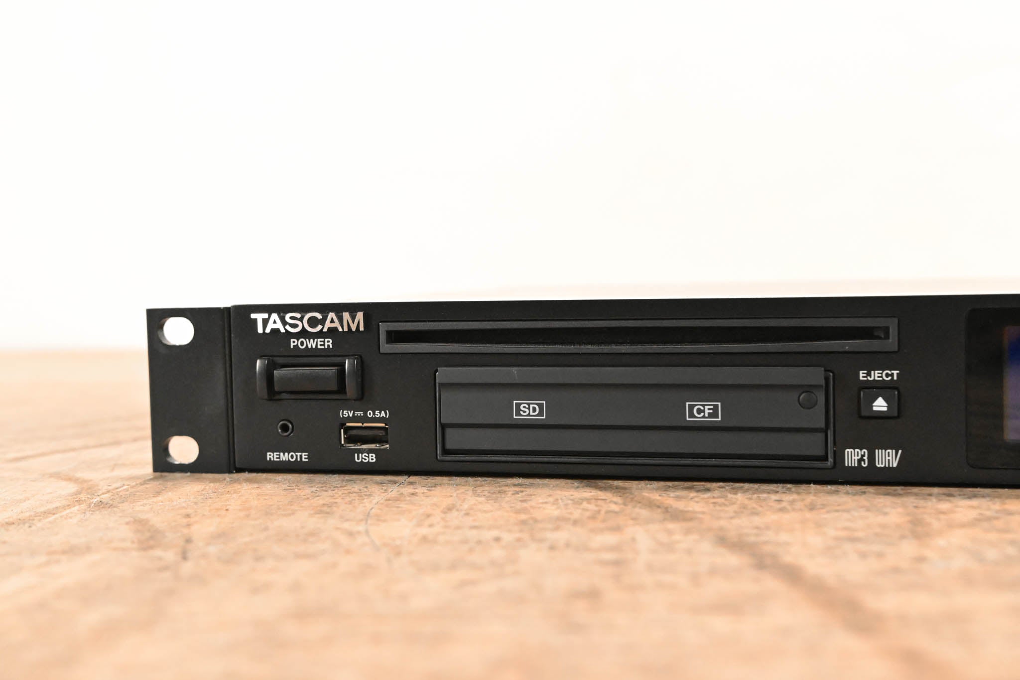 TASCAM SS-CDR200 Solid State and CD Digital Audio Recorder