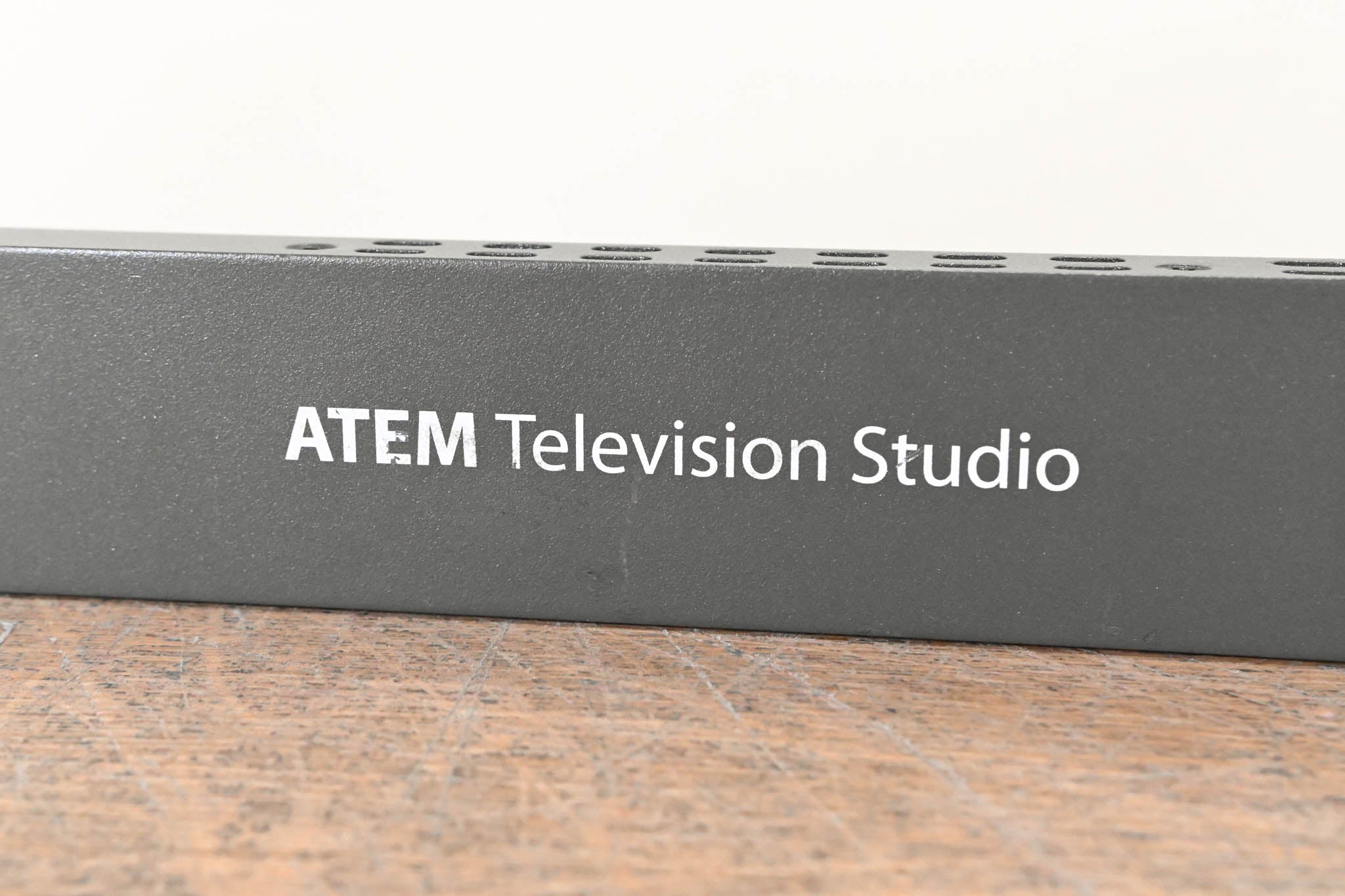 Blackmagic Design ATEM Television Studio (NO POWER SUPPLY)