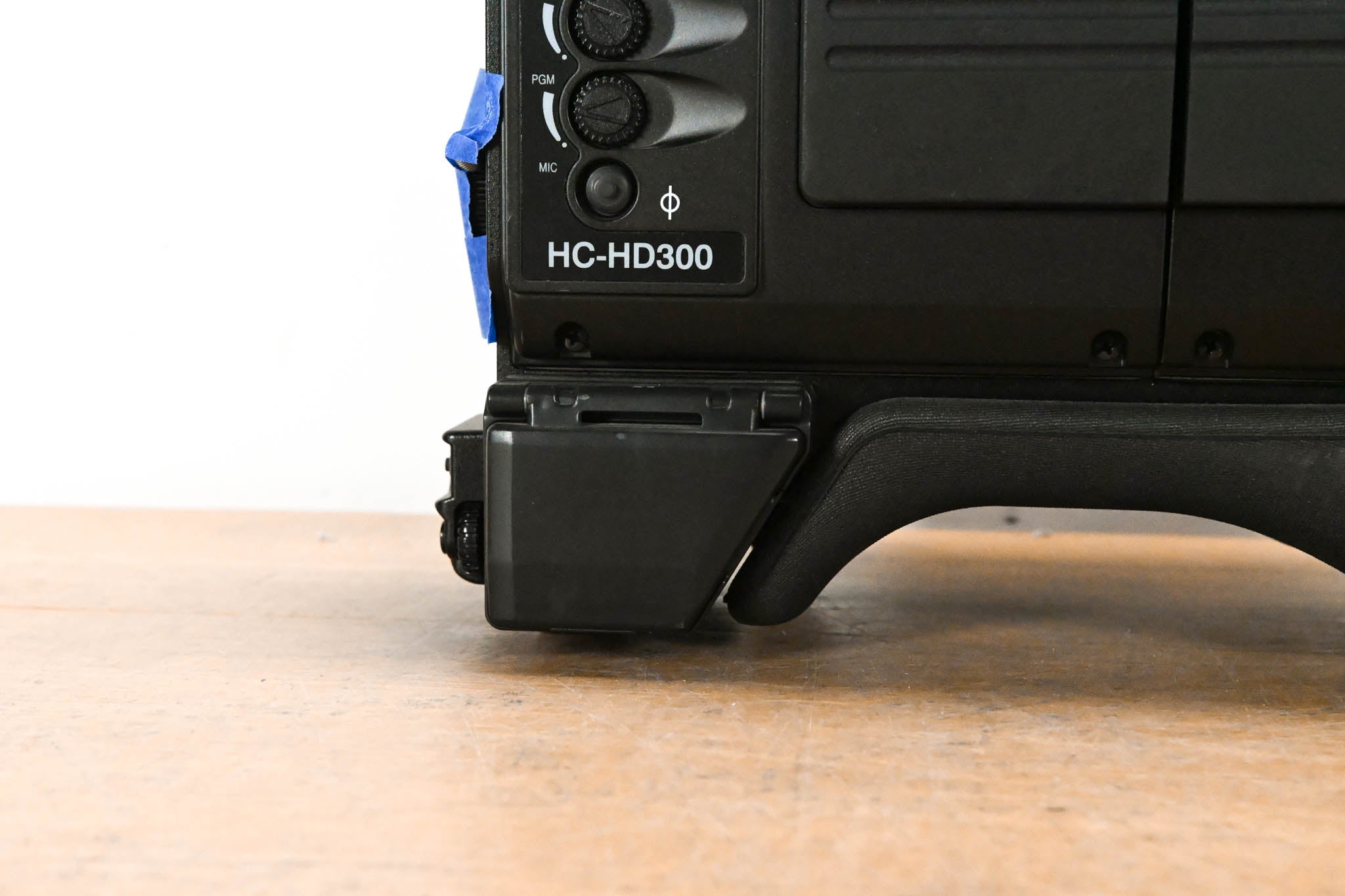 Ikegami HC-HD300 3-CMOS Full HD Camera w/ FA-300 Fiber Adapter