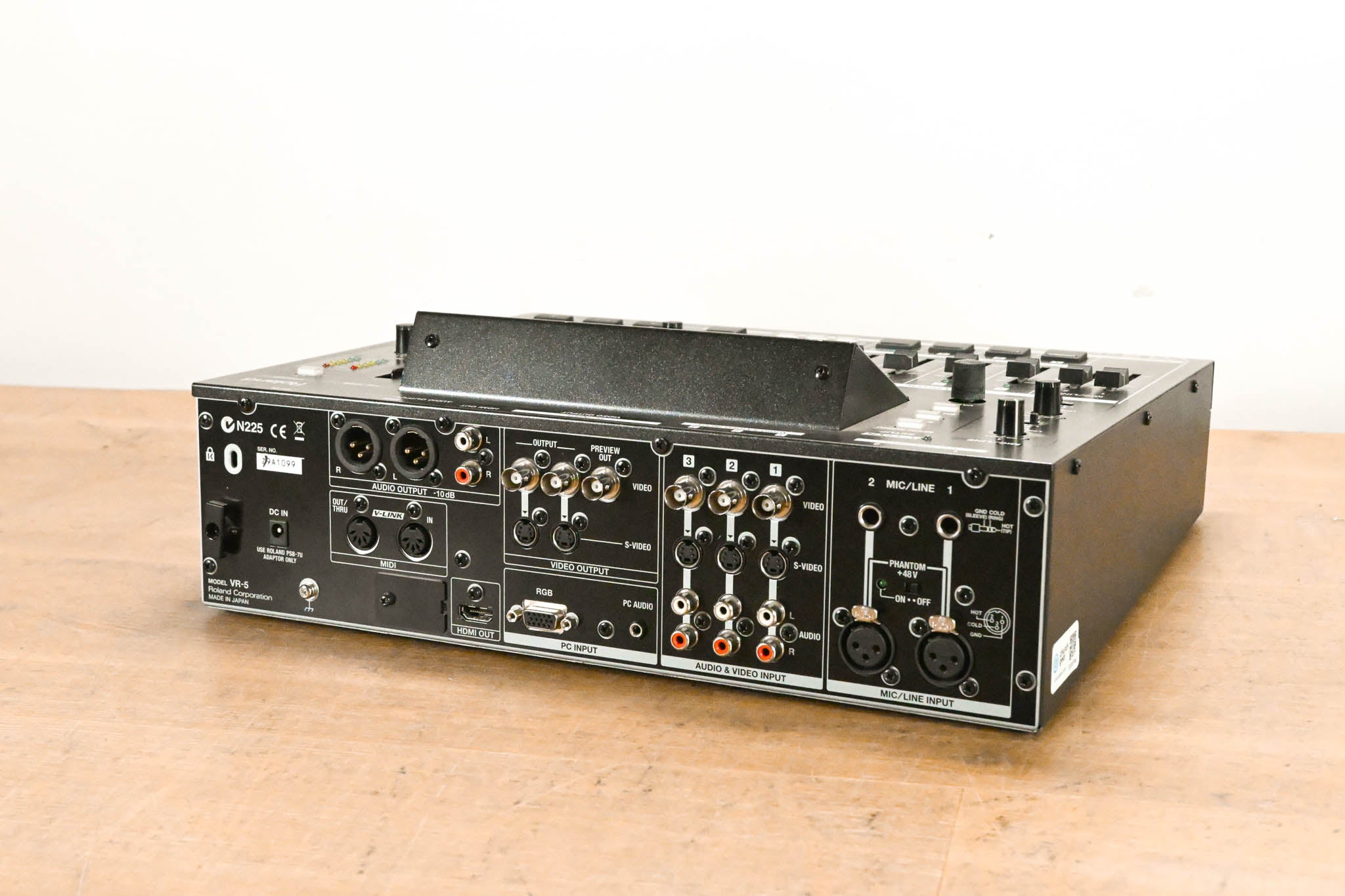 Roland VR-5 AV Mixer & Recorder (NO POWER SUPPLY)