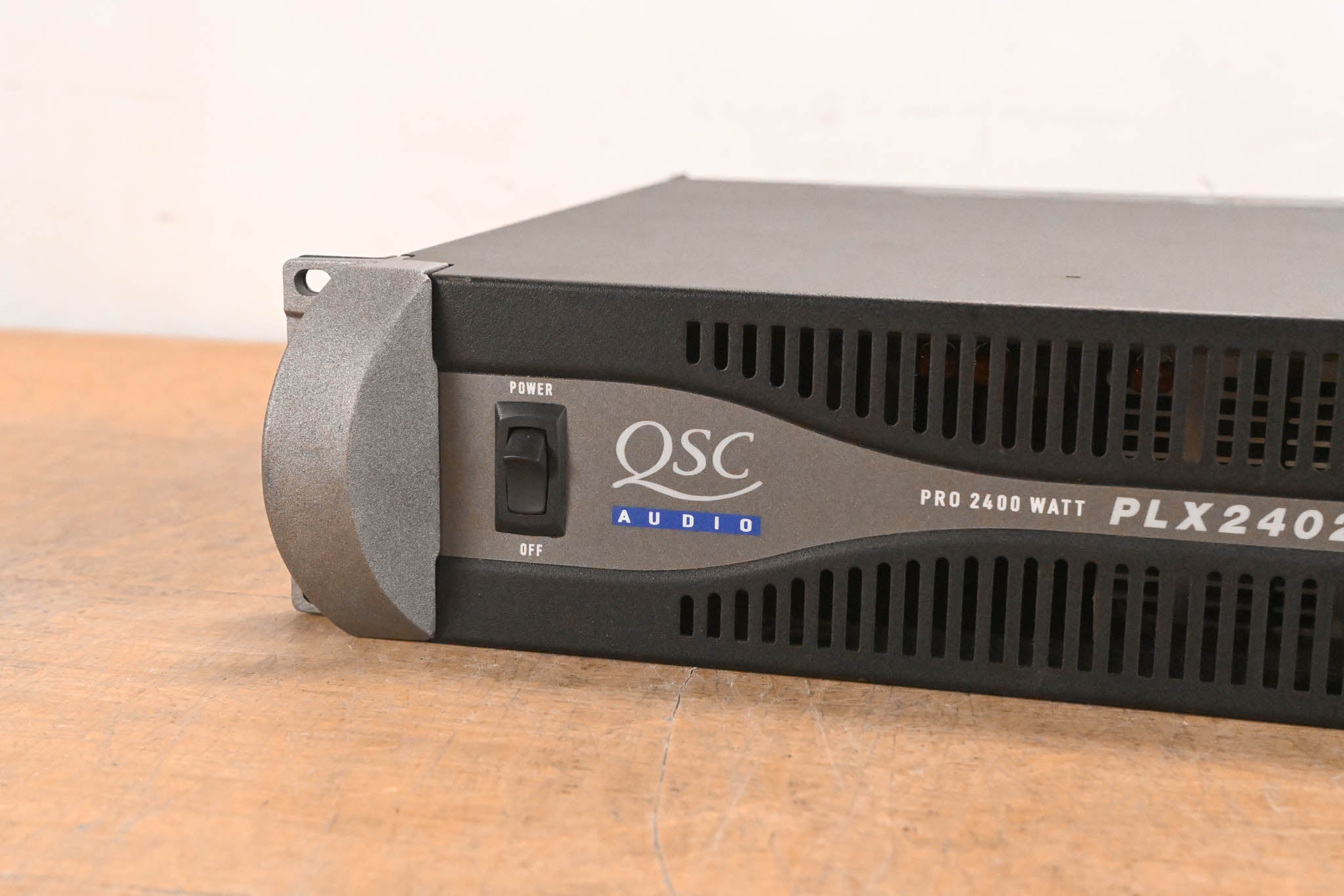 QSC PLX2402 2-Channel Power Amplifier