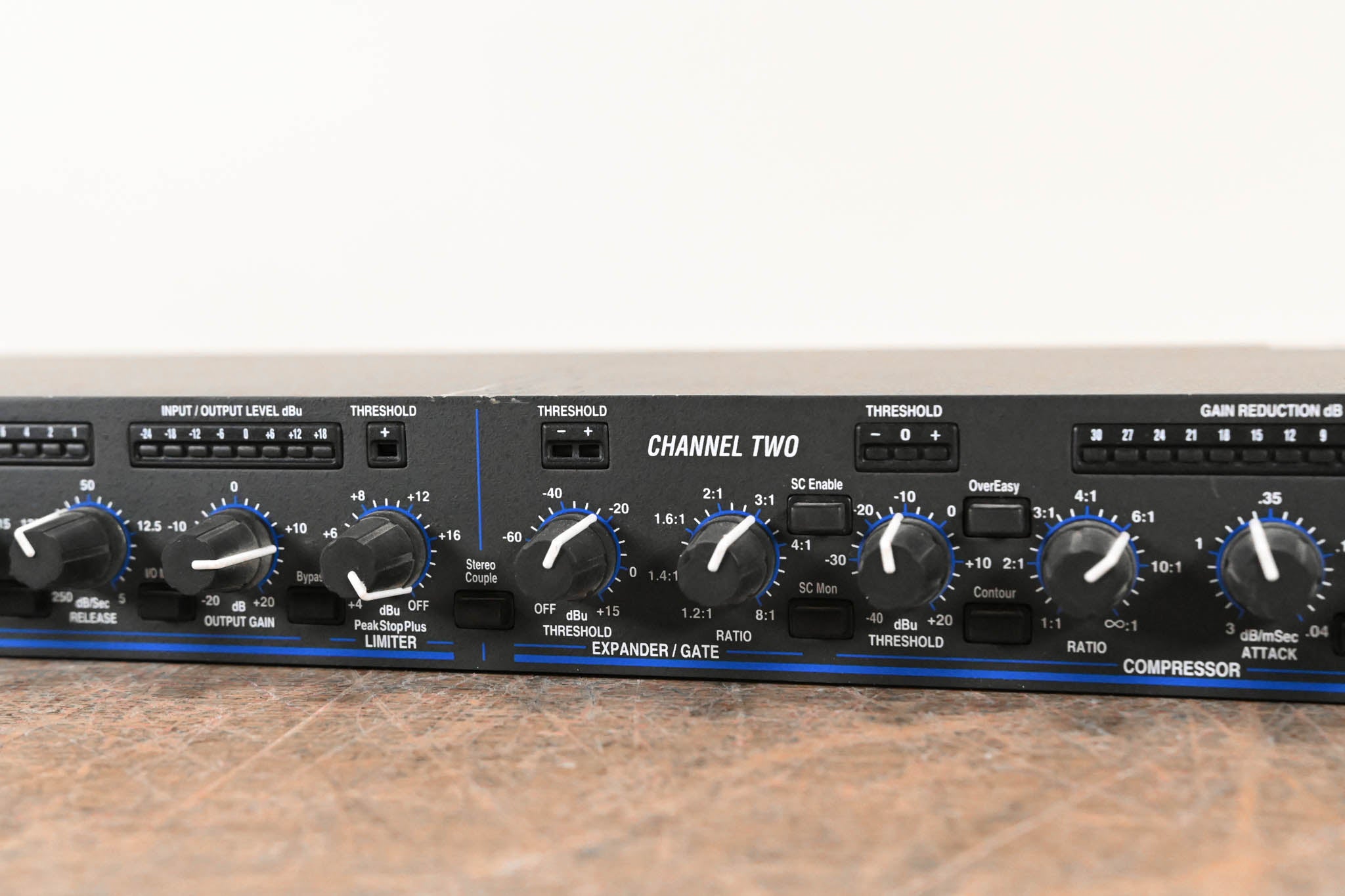 dbx 1066 2-Channel Compressor/Limiter/Gate