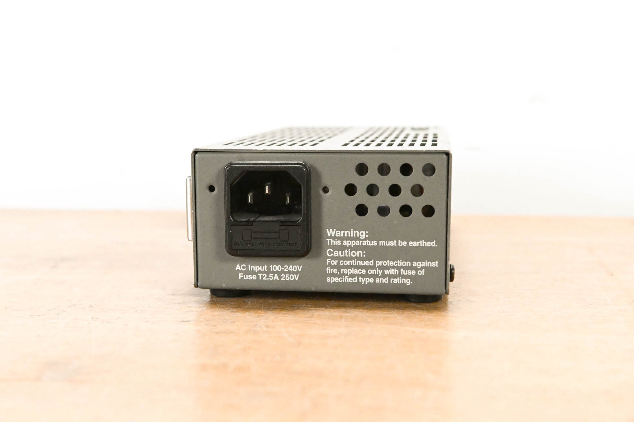 IDX System Technology IA-60a Single-Channel DC Power Supply