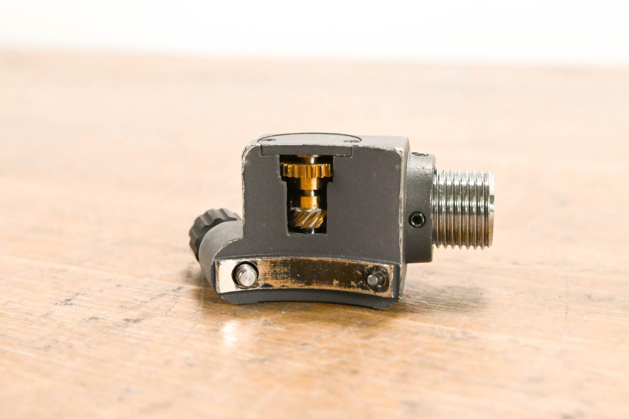 Canon FFM-100 Flex Focus Module for Canon ENG/EFP Lenses