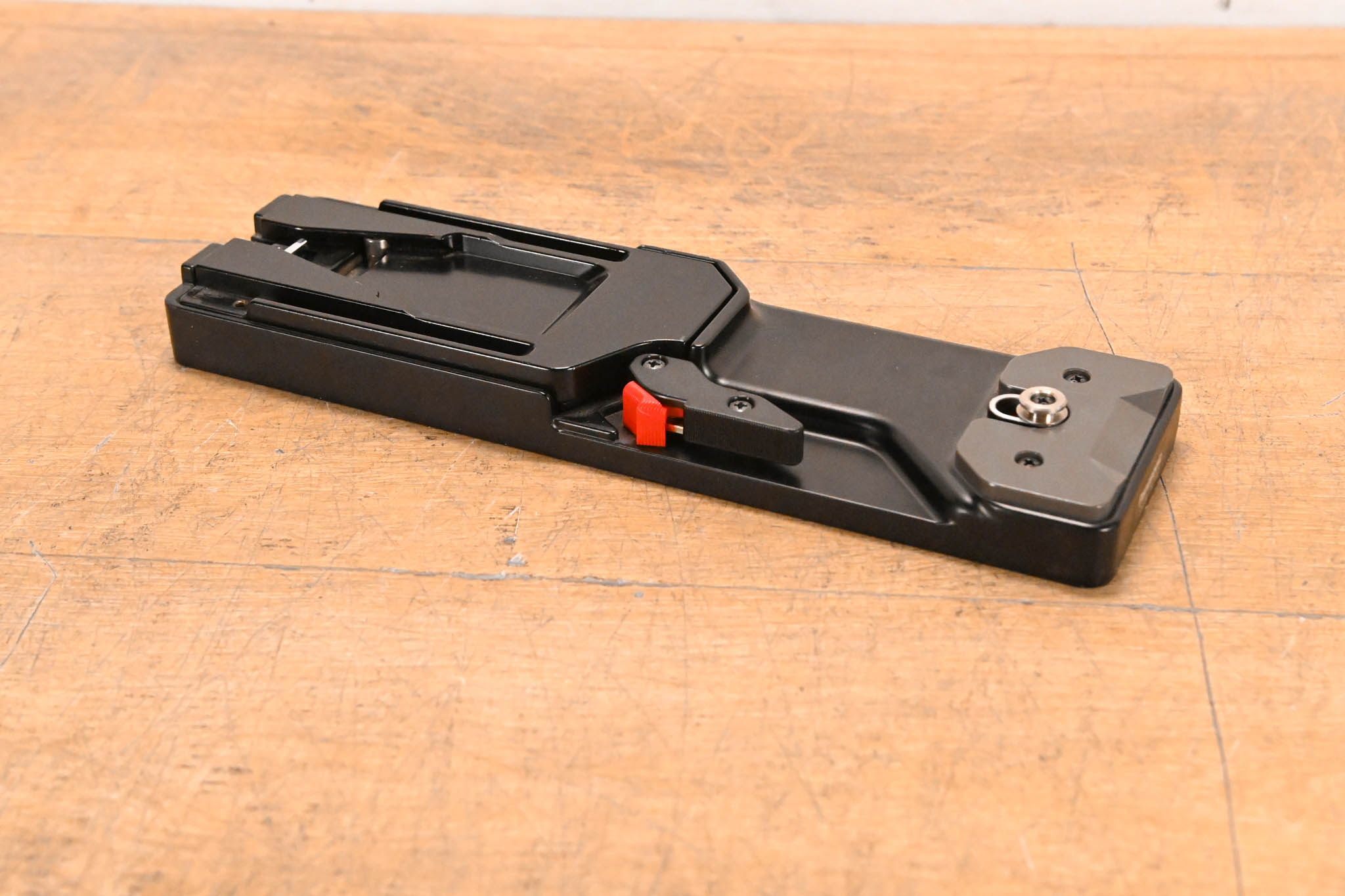 Panasonic SHAN-TM700 Quick Release Tripod Adapter