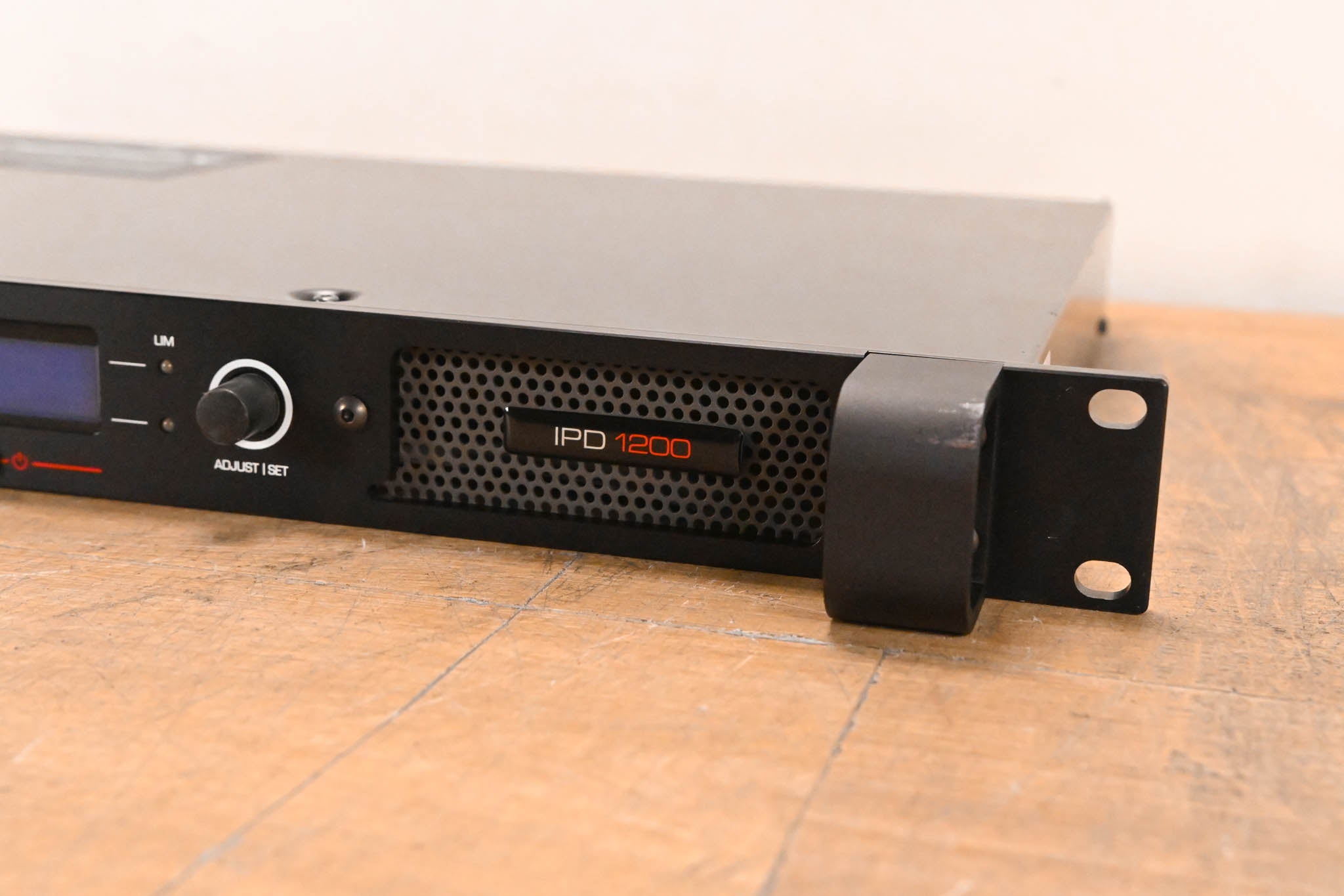 Lab Gruppen IPD 1200 1200W 2-Channel DSP-Controlled Power Amplifier