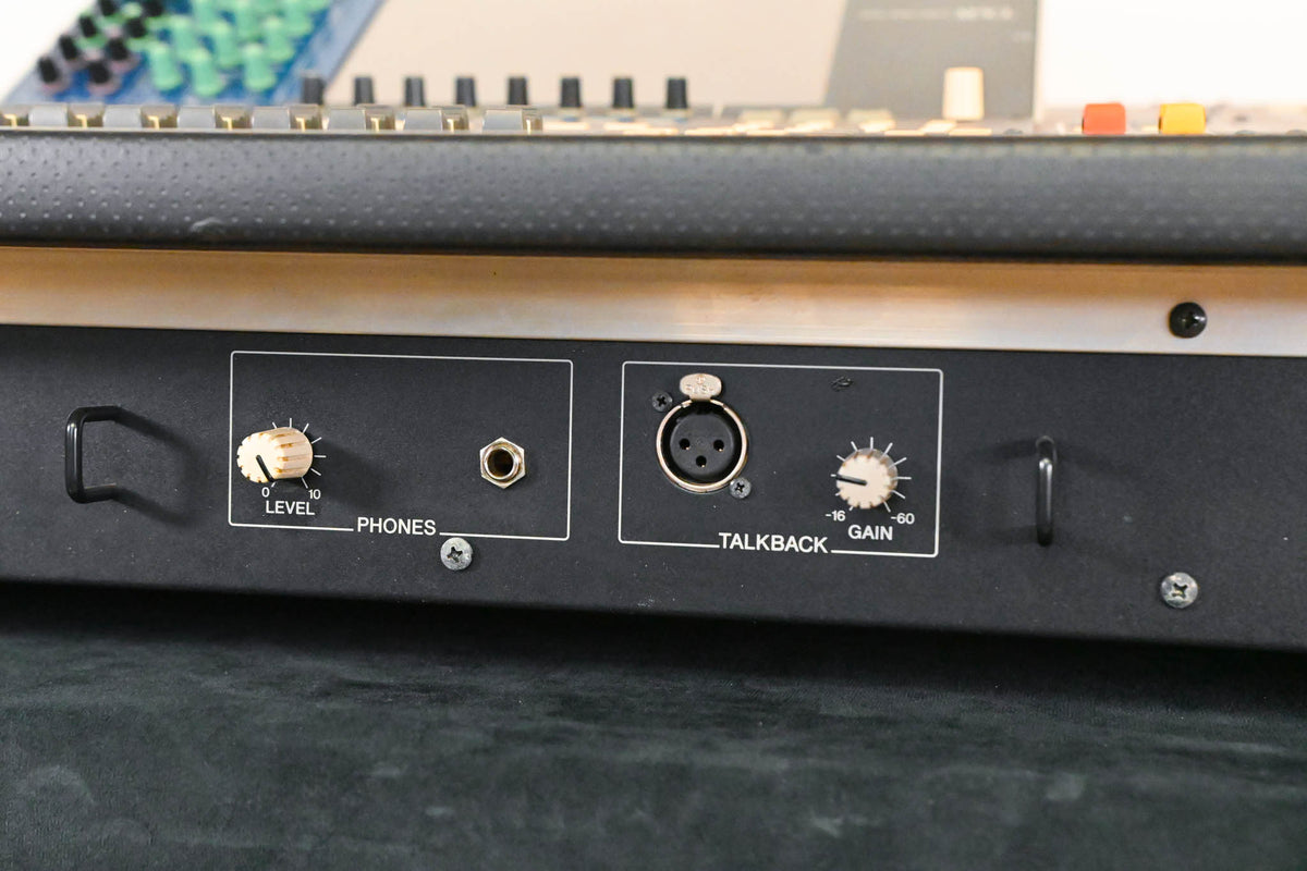 Yamaha M7CL-48 48-Channel Digital Audio Mixing Console