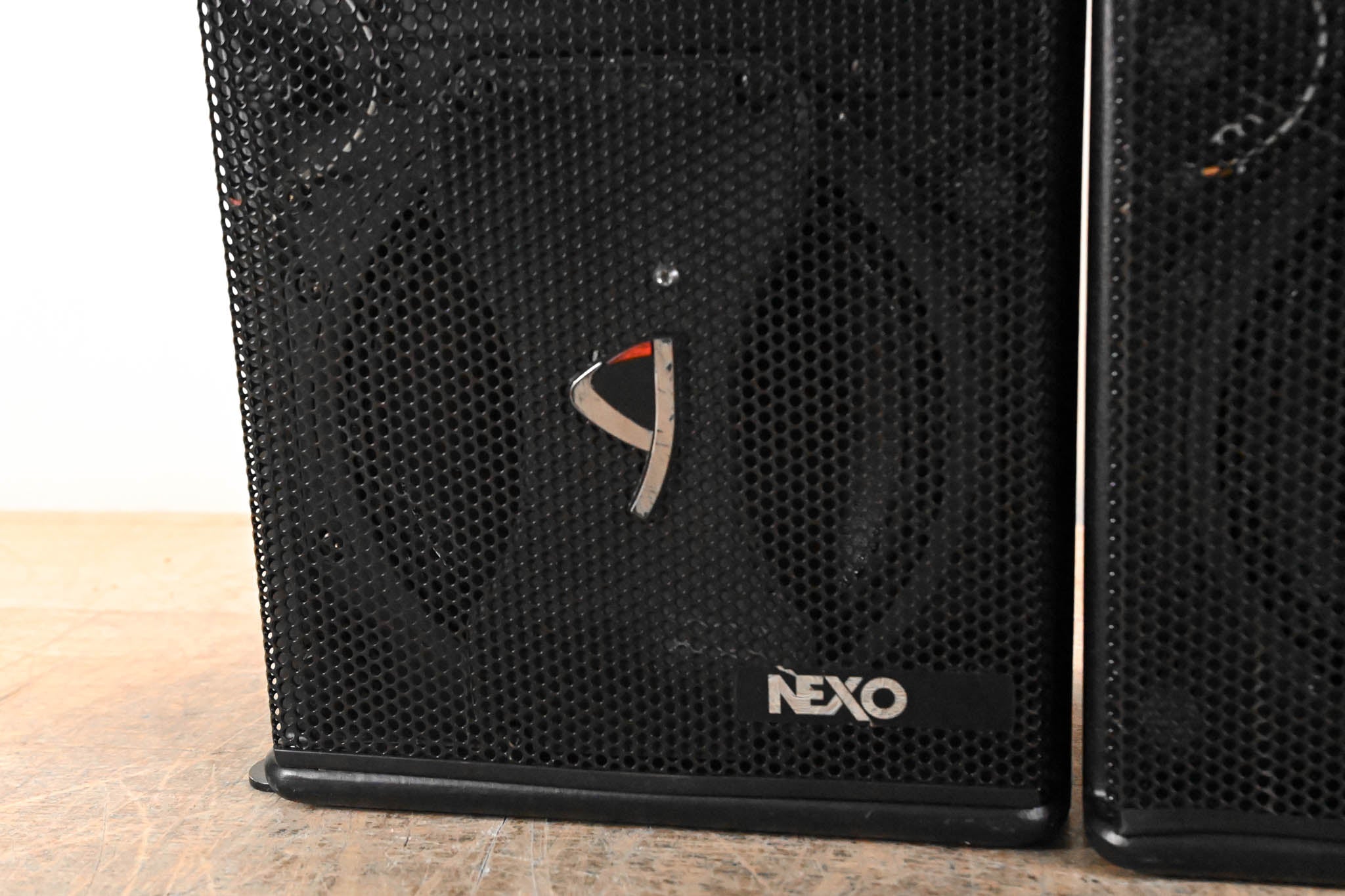 NEXO GEO S805 Compact High-Output Array Module (PAIR)