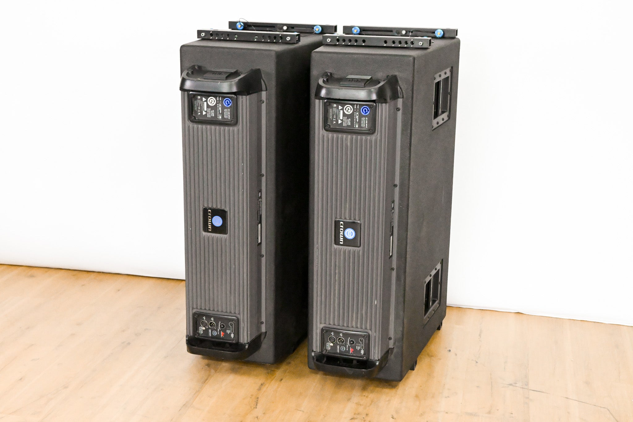 JBL VT4888DP Powered 3-Way Line Array Speaker (PAIR)