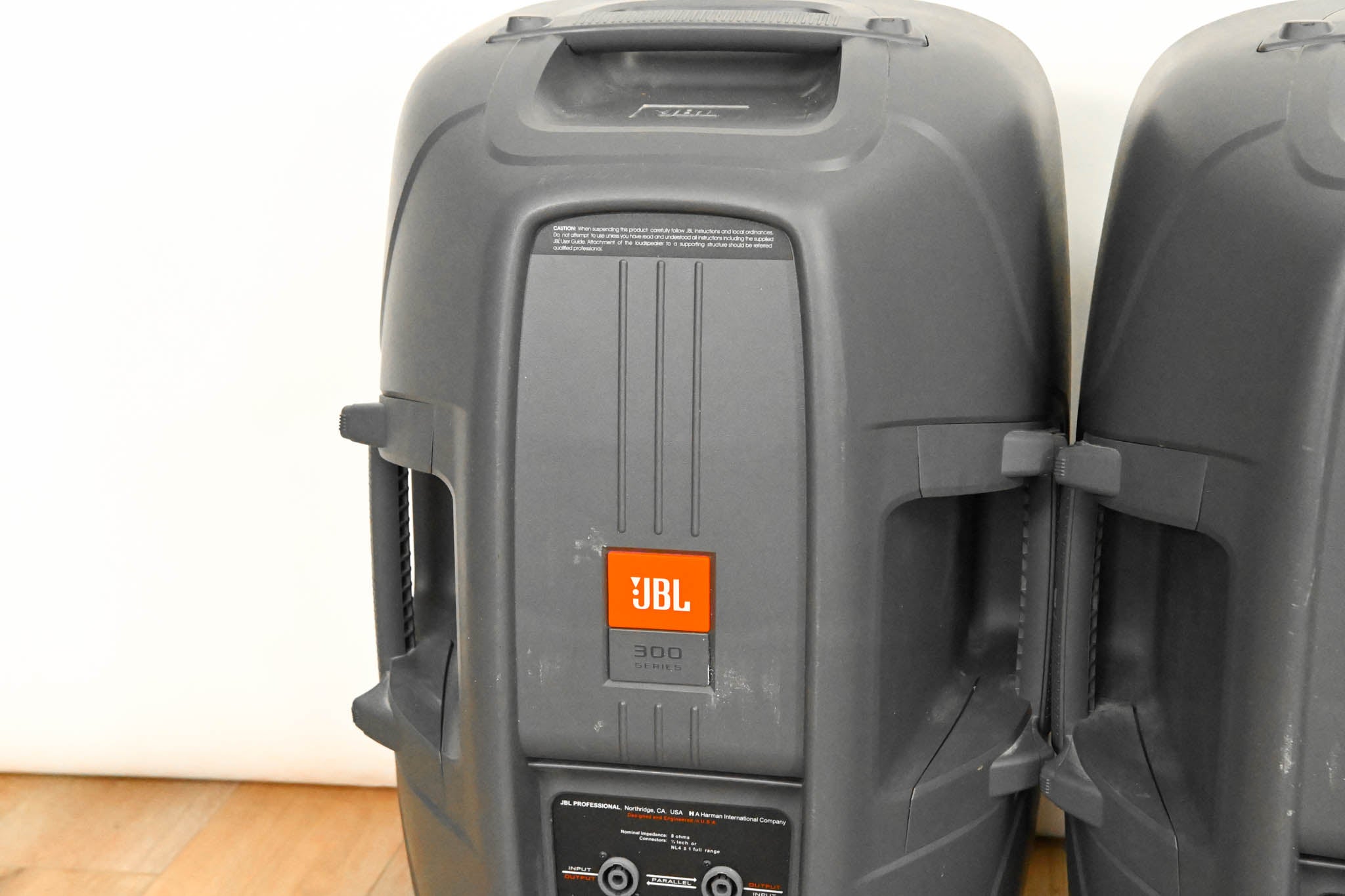 JBL EON 305 Portable 15" Two-Way Bass-Reflex Loudspeaker (PAIR)