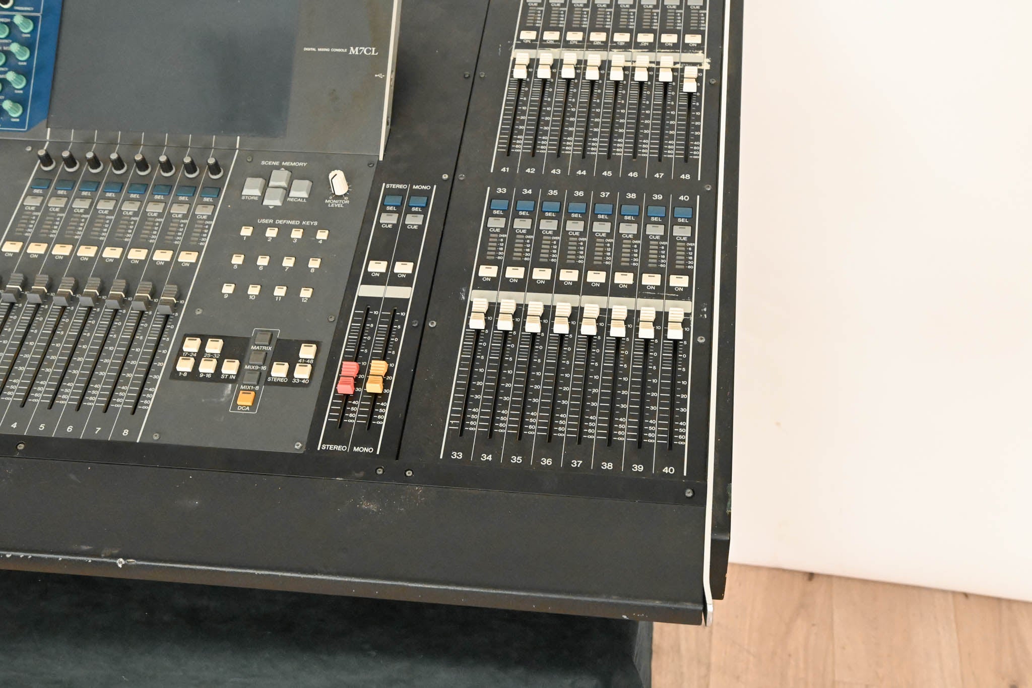 Yamaha M7CL-48 48-Channel Digital Audio Mixing Console