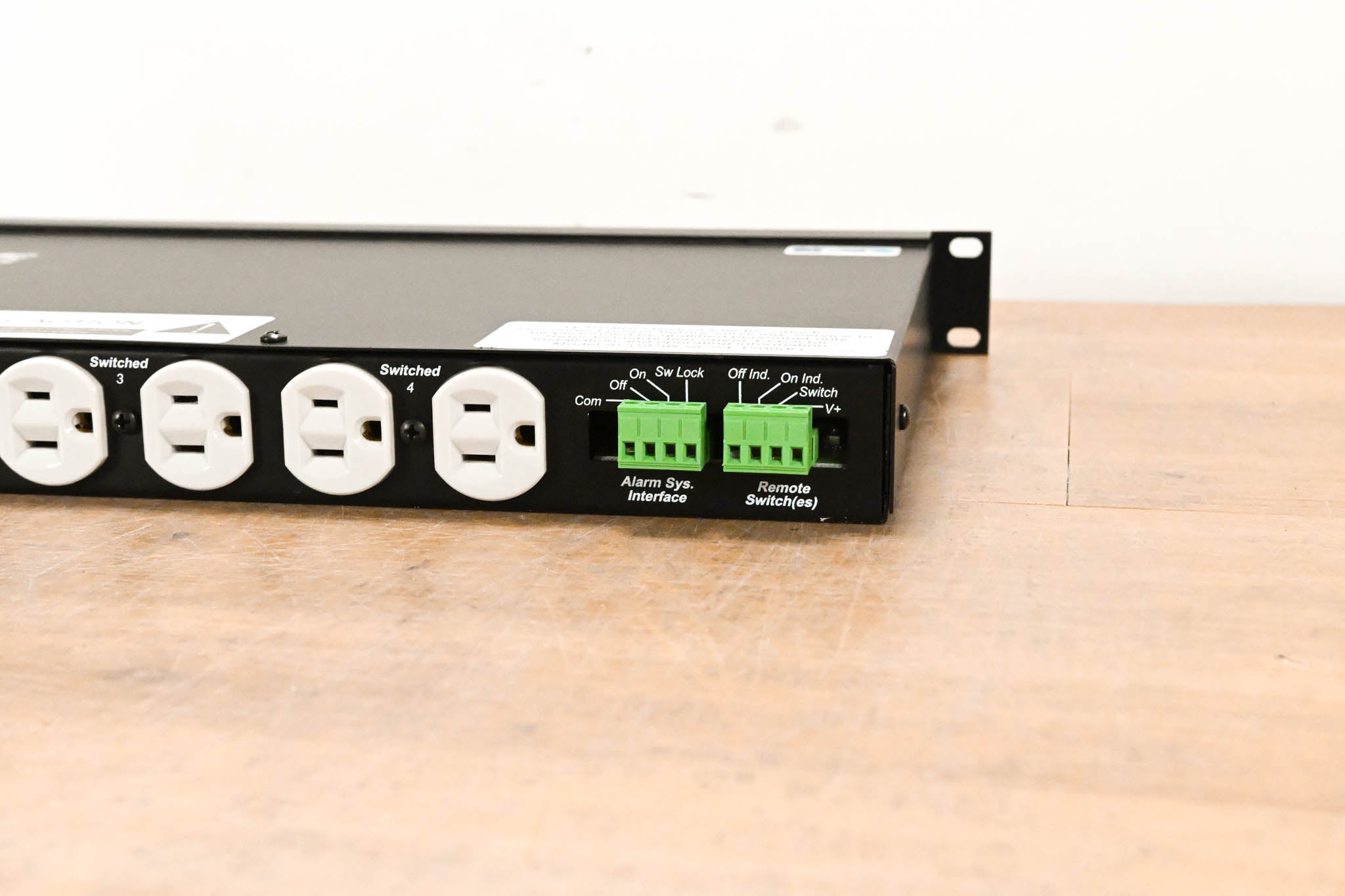 Lowell ACSPR-SCS4-1509(K) Rackmount AC Power w/ Sequencer & Protection