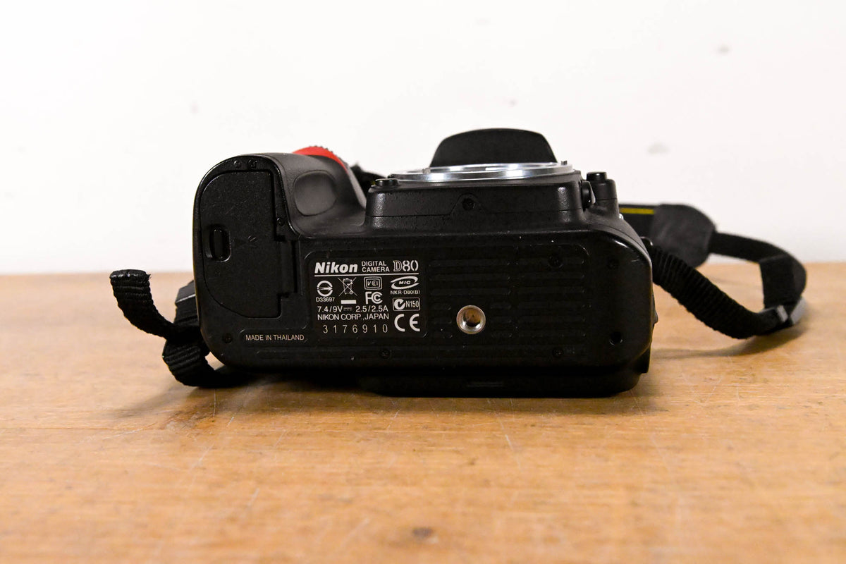 Nikon D80 DSLR Camera Body