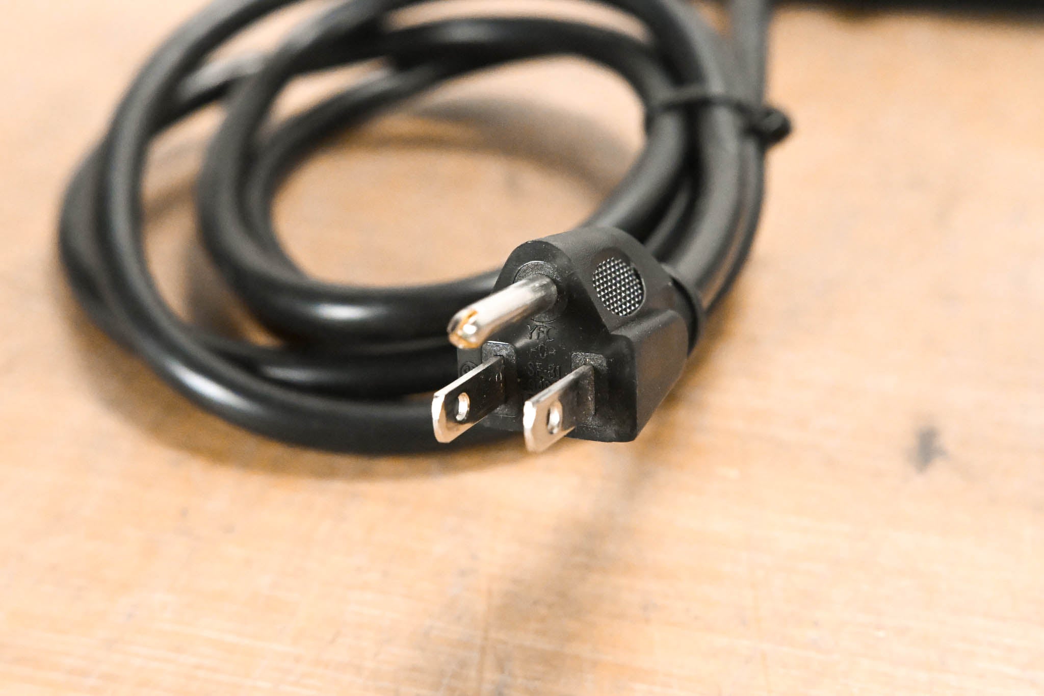 Furman M-8x2 8-Outlet Power Conditioner