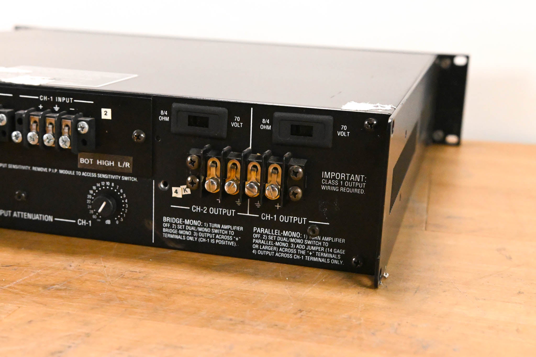 Crown Com-Tech 400 2-Channel Power Amplifier