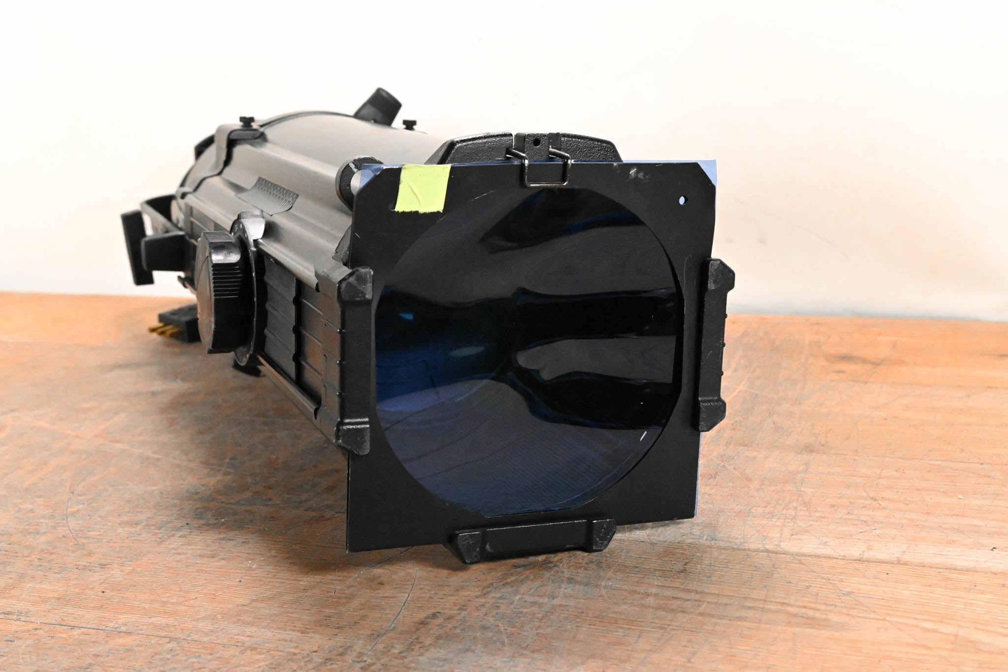 ETC Source Four Zoom 15-30 Degree 750 Ellipsoidal Light