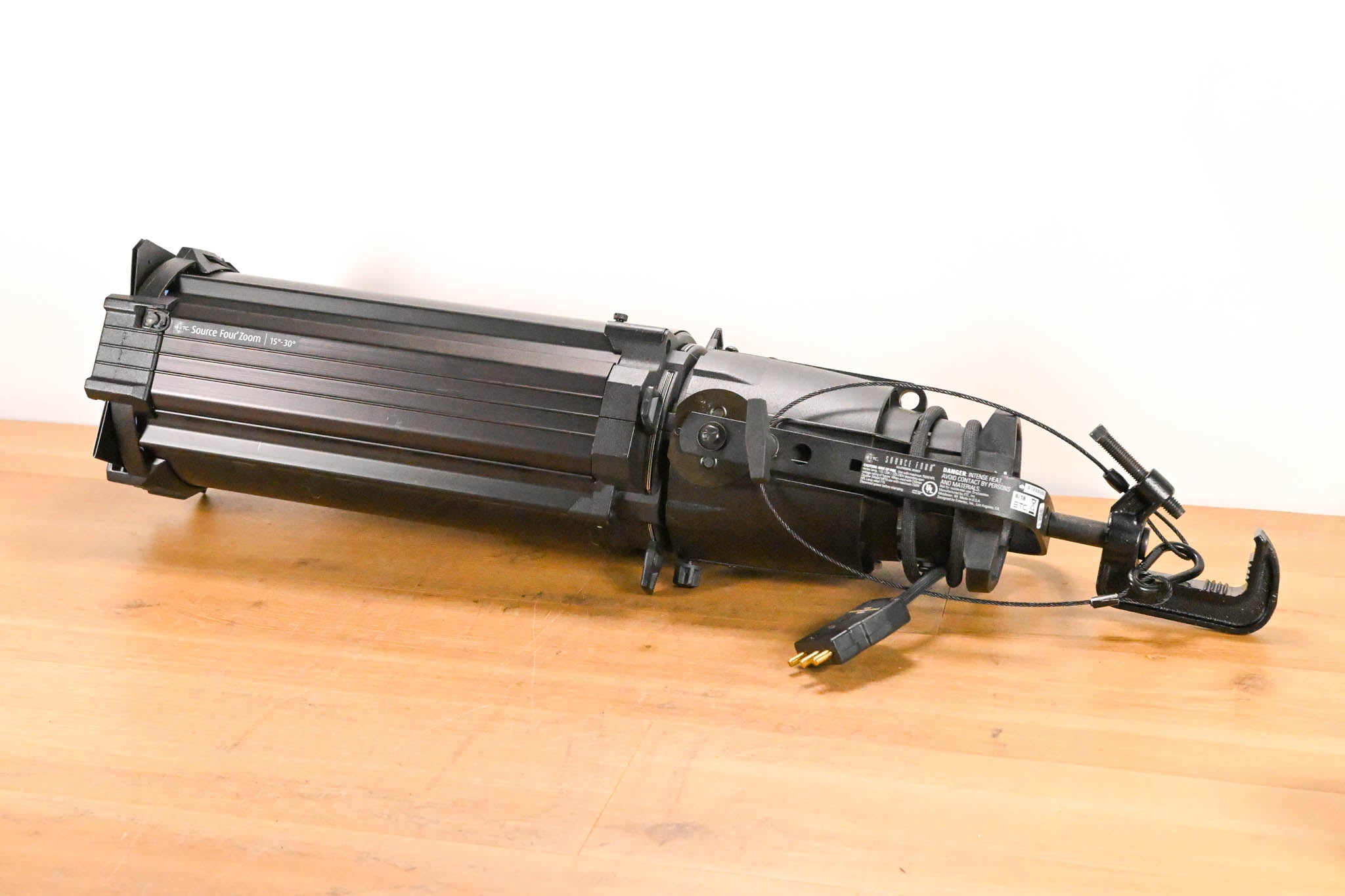 ETC Source Four Zoom 15-30 Degree 750 Ellipsoidal Light