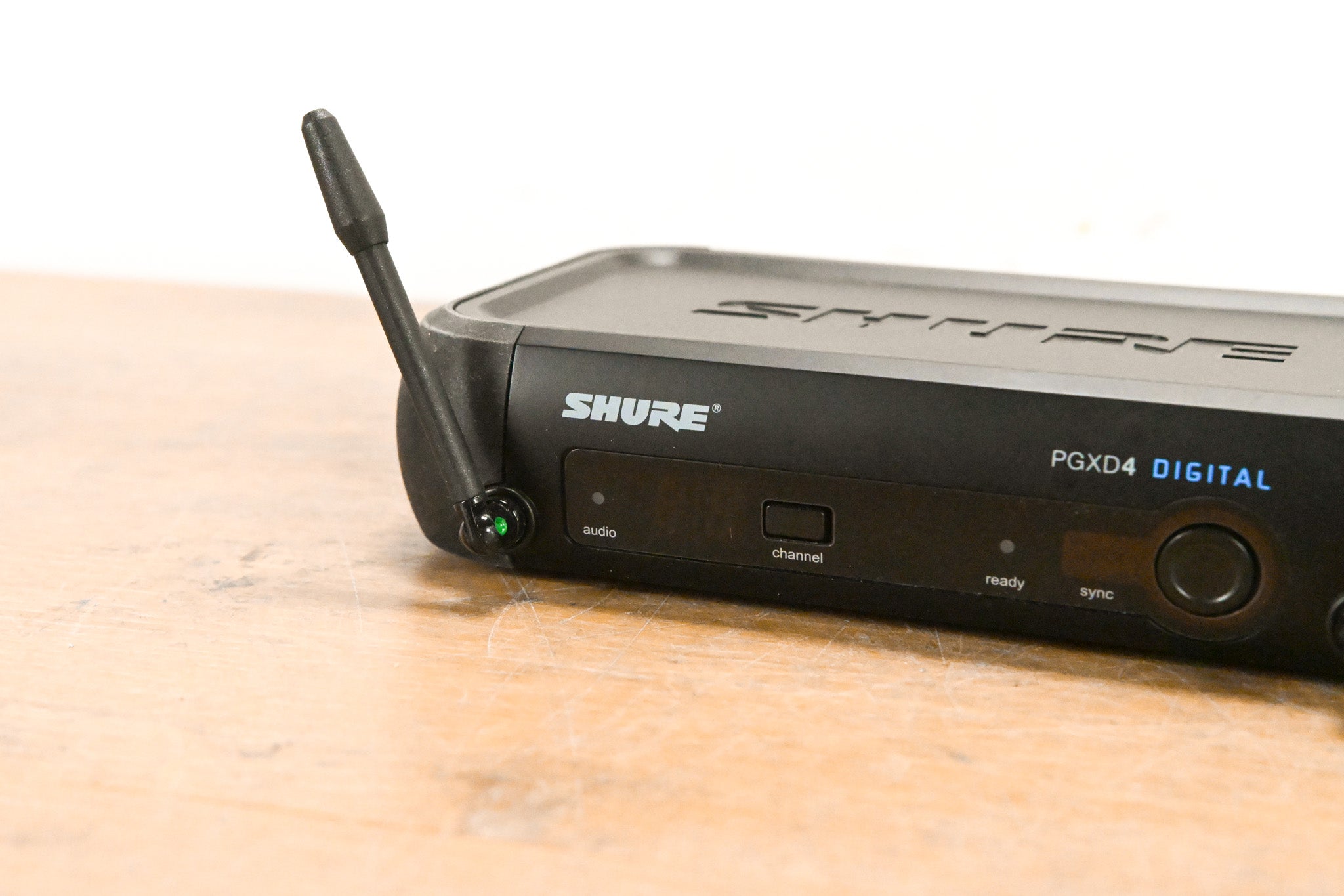 Shure PGXD24/PG58-X8 Digital Wireless Handheld System - X8 Band (NO PSU)