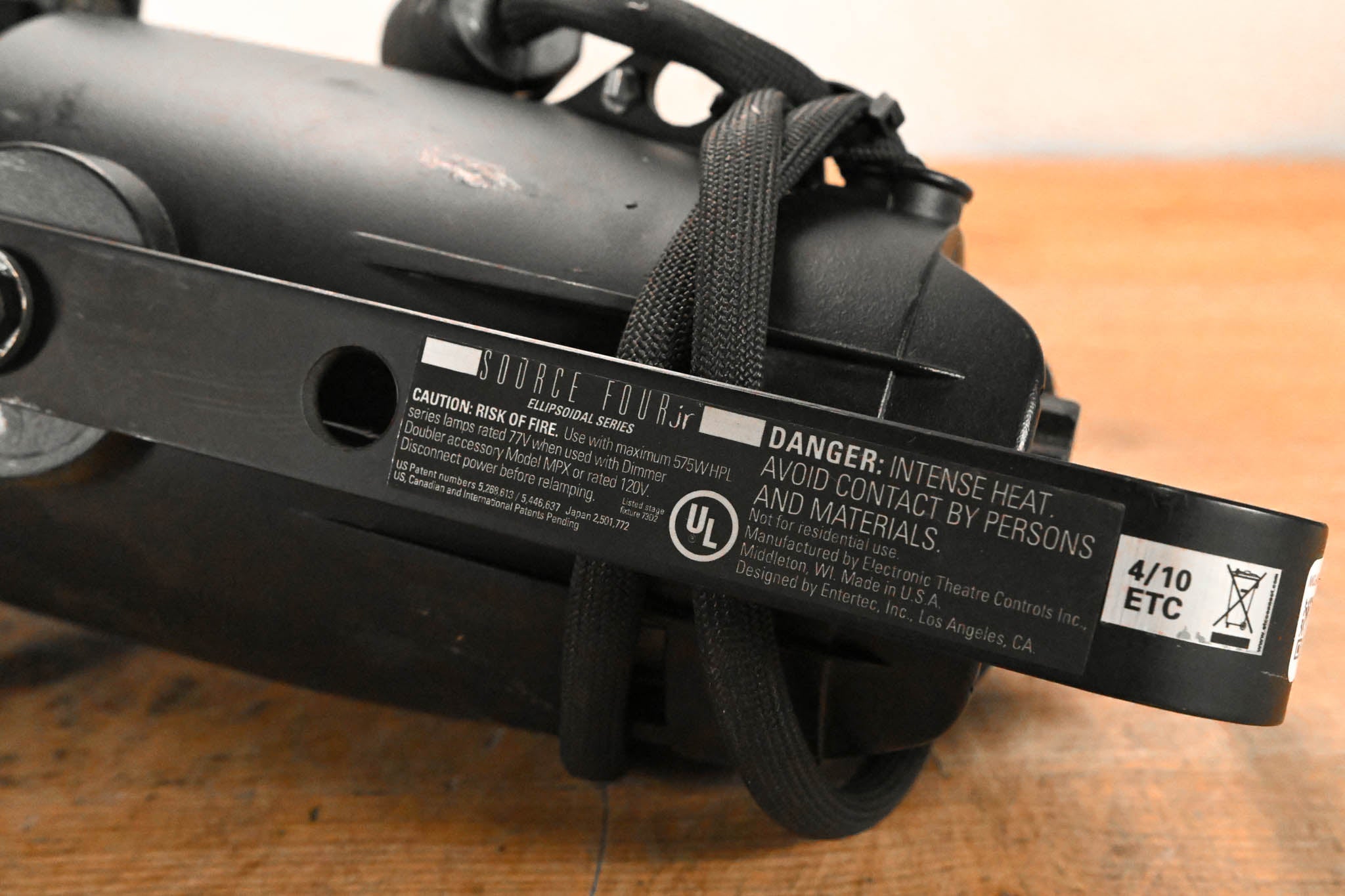 ETC Source Four Jr 26 Degree 575 Ellipsoidal Light