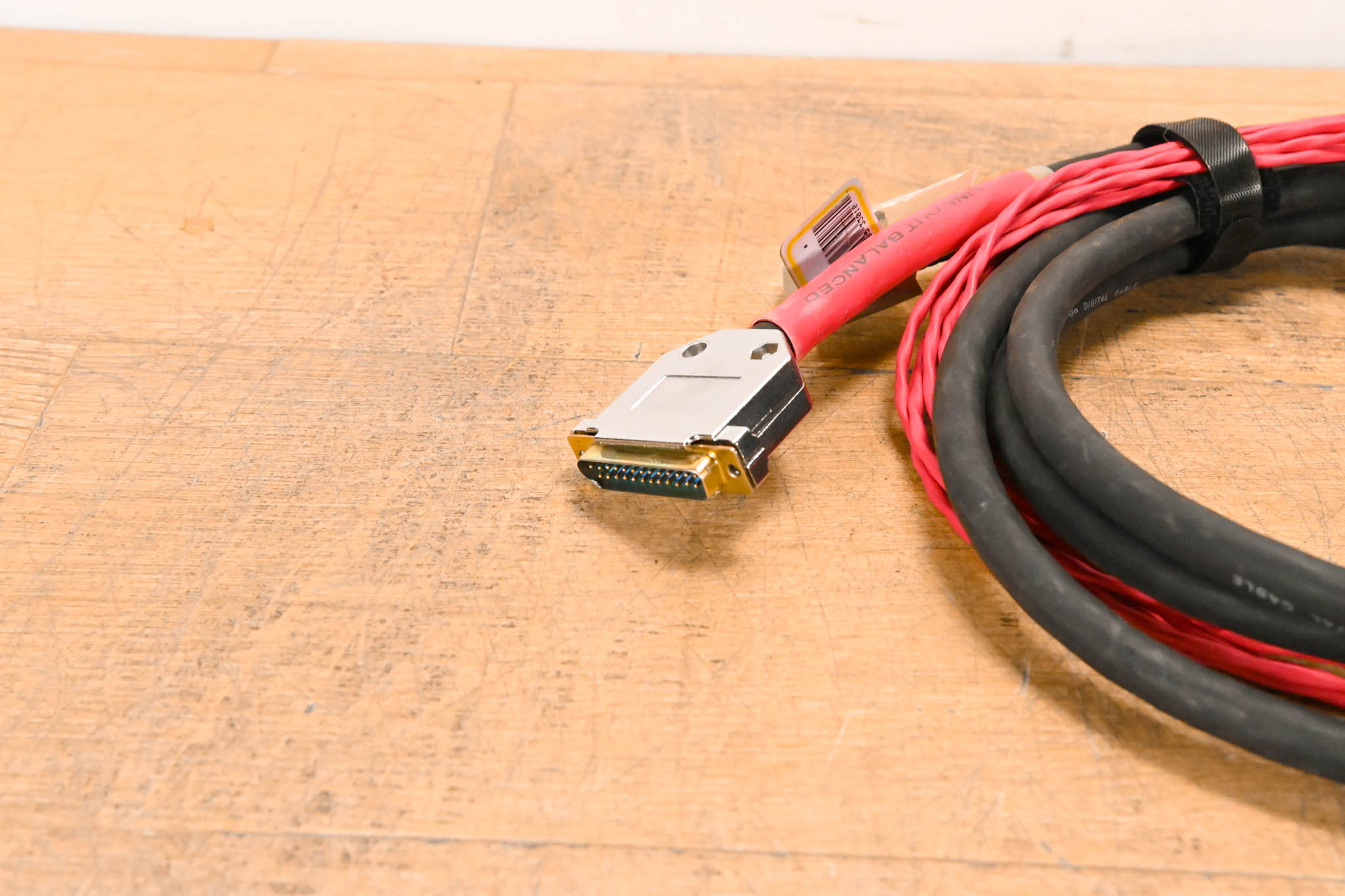 AVID DB25 to (6x)XLRM and (2x)XLRF DigiSnake - 10ft