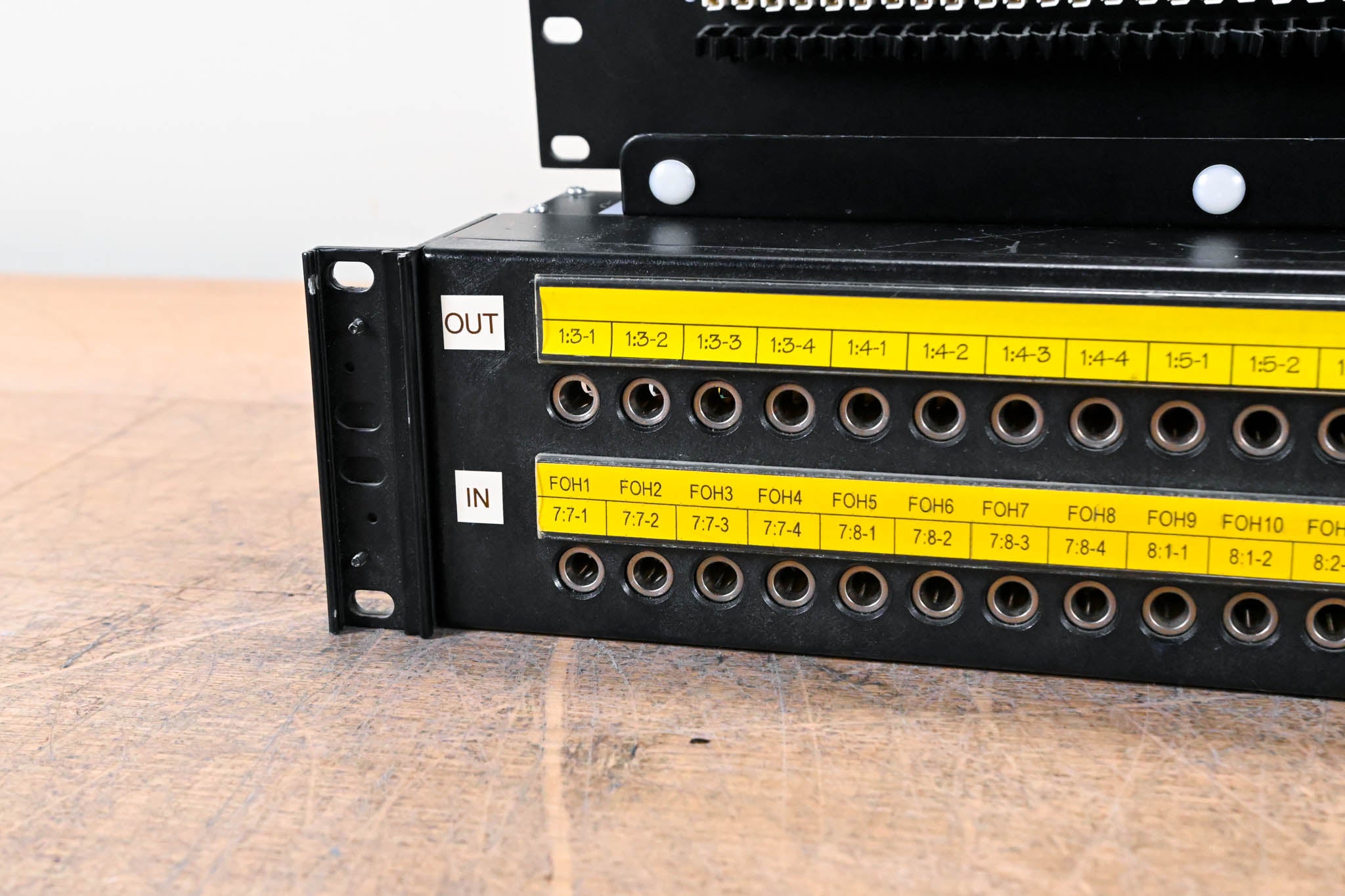 ADC BJF203-4MKII 48-Point Patch Bay with QCP Patch Panel