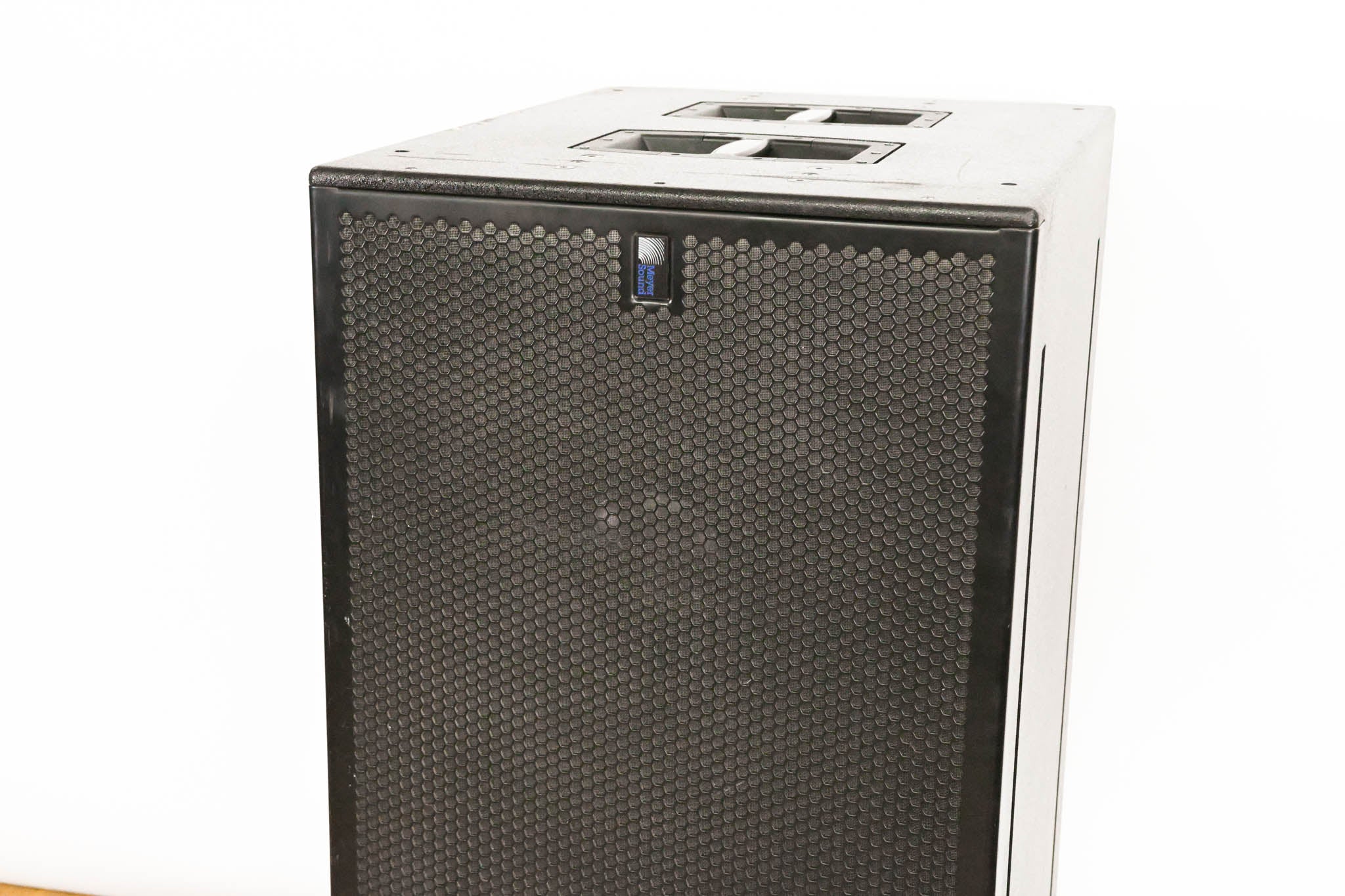 Meyer Sound 700-HP UltraHigh-Power Dual 18" Powered Subwoofer