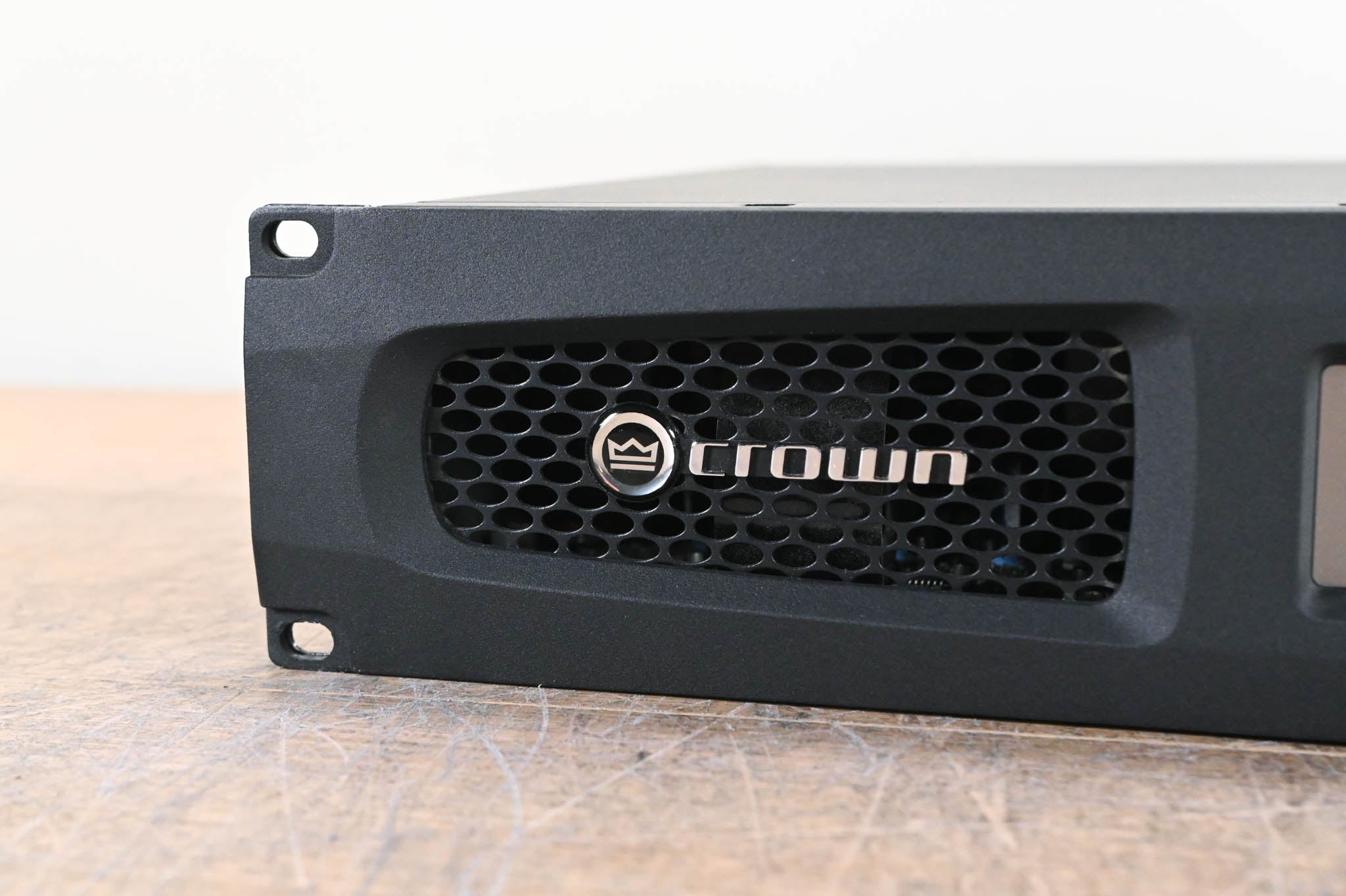 Crown DCi 4|300N DriveCore Install 4-Channel Power Amplifier