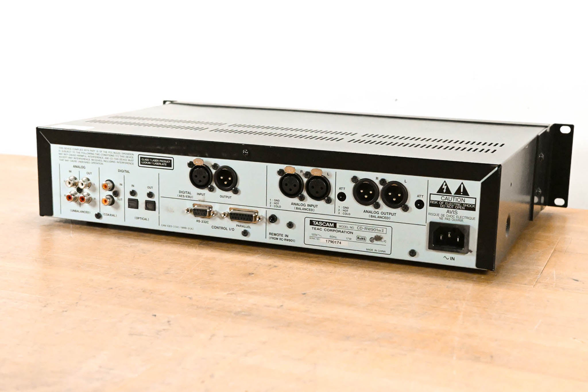TASCAM CD-RW901MKII Professional CD Recorder