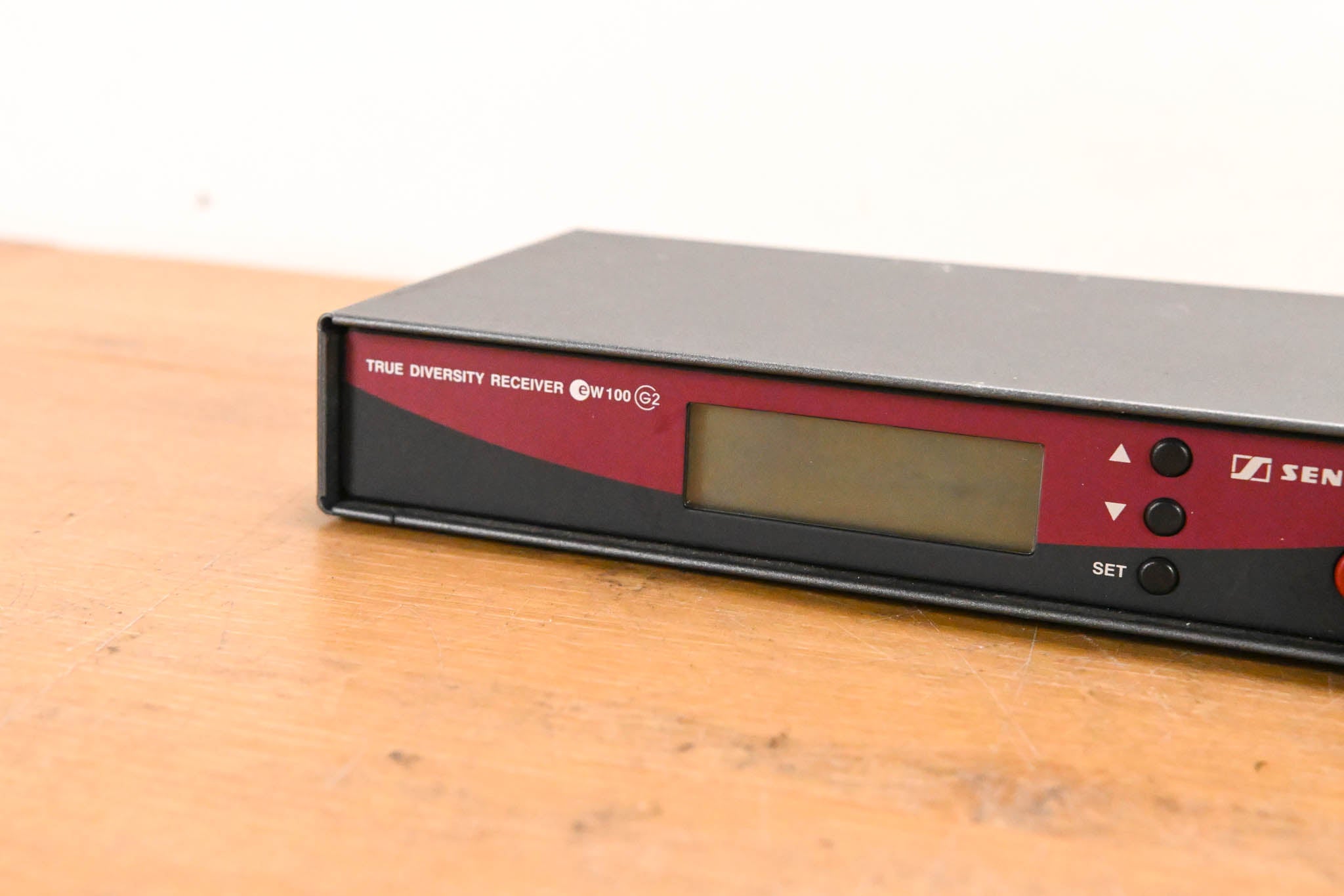 Sennheiser EM 100 G2 Wireless Receiver - 518-554 MHz (NO POWER SUPPLY)