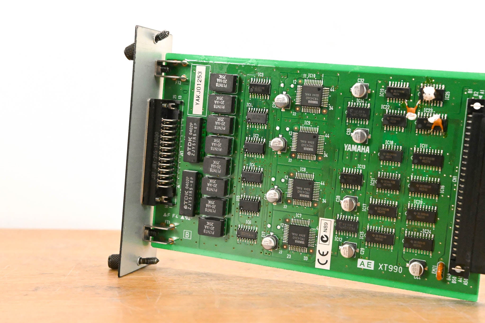 Yamaha MY8-AE 8-Channel AES/EBU Input/Output Card