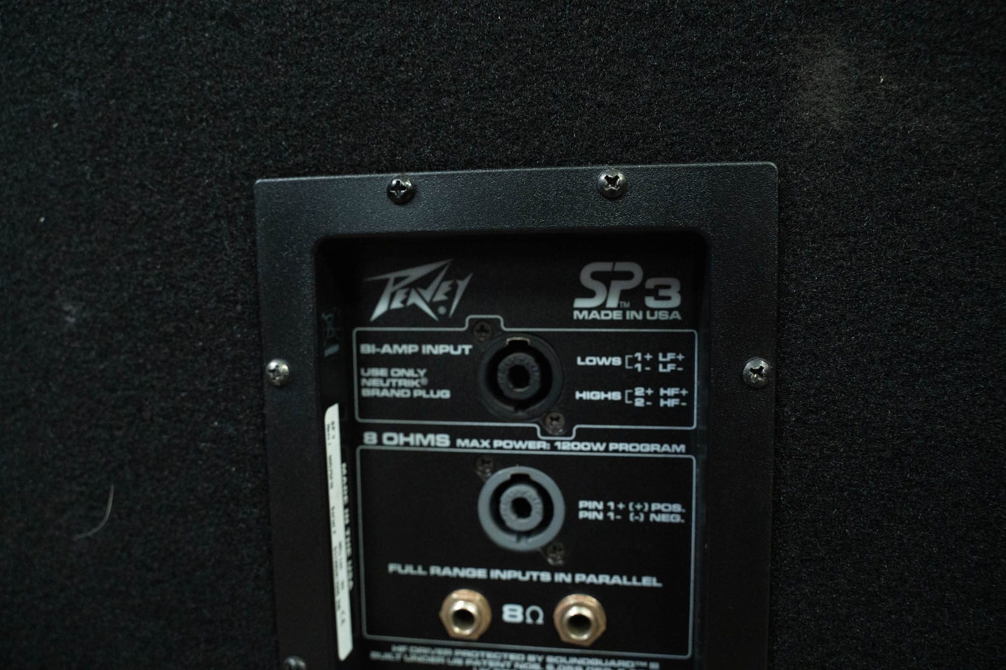 Peavey SP-3 3-Way Full Range Passive Loudspeaker