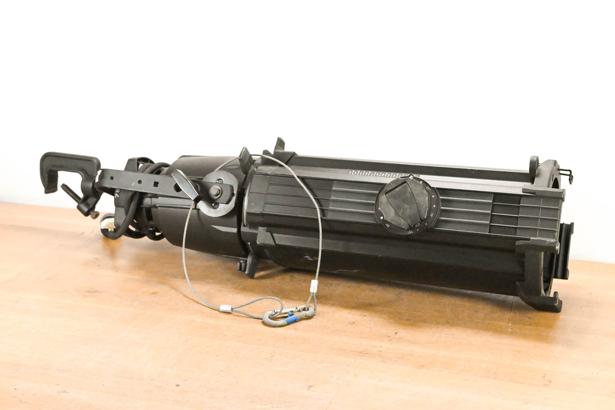 ETC Source Four Zoom 15-30 Degree 750 Ellipsoidal Light