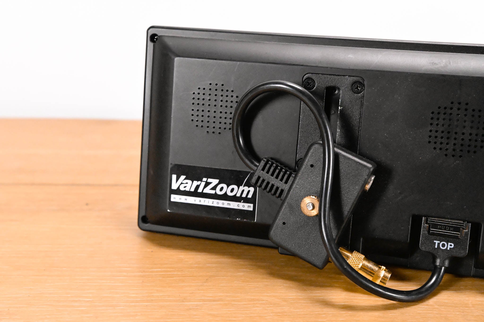 VariZoom VZ-TFT7 7″ LCD Monitor (NO POWER SUPPLY)