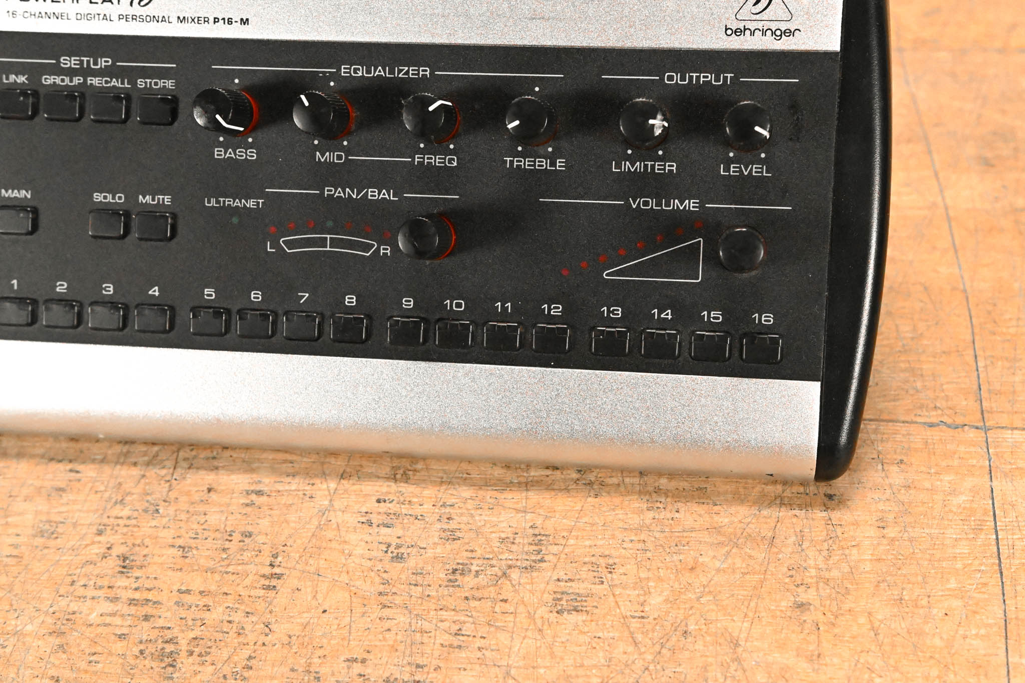 Behringer Powerplay P16-M 16-Channel Digital Personal Mixer