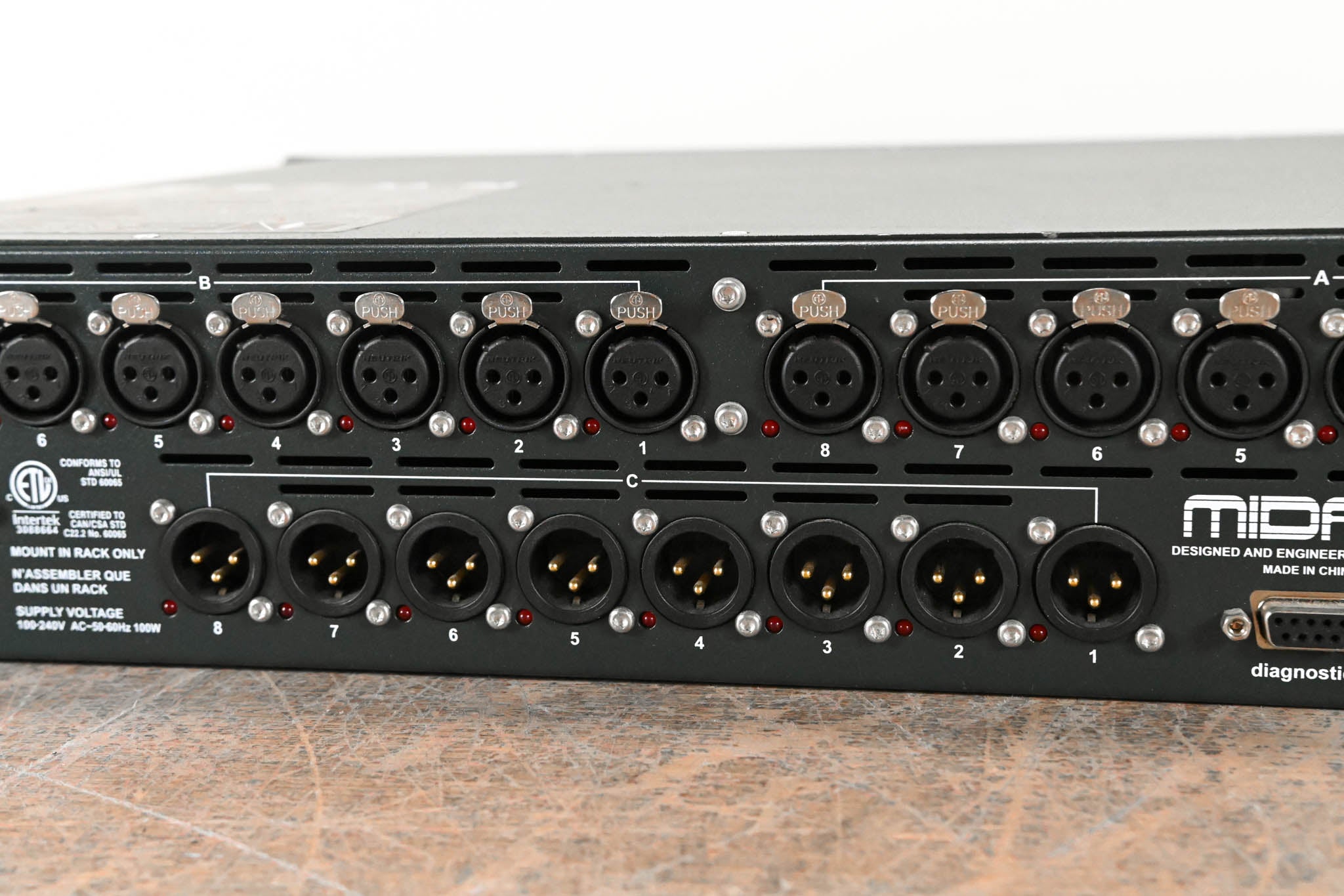 Midas DL153 16-input / 8-output Stage Box