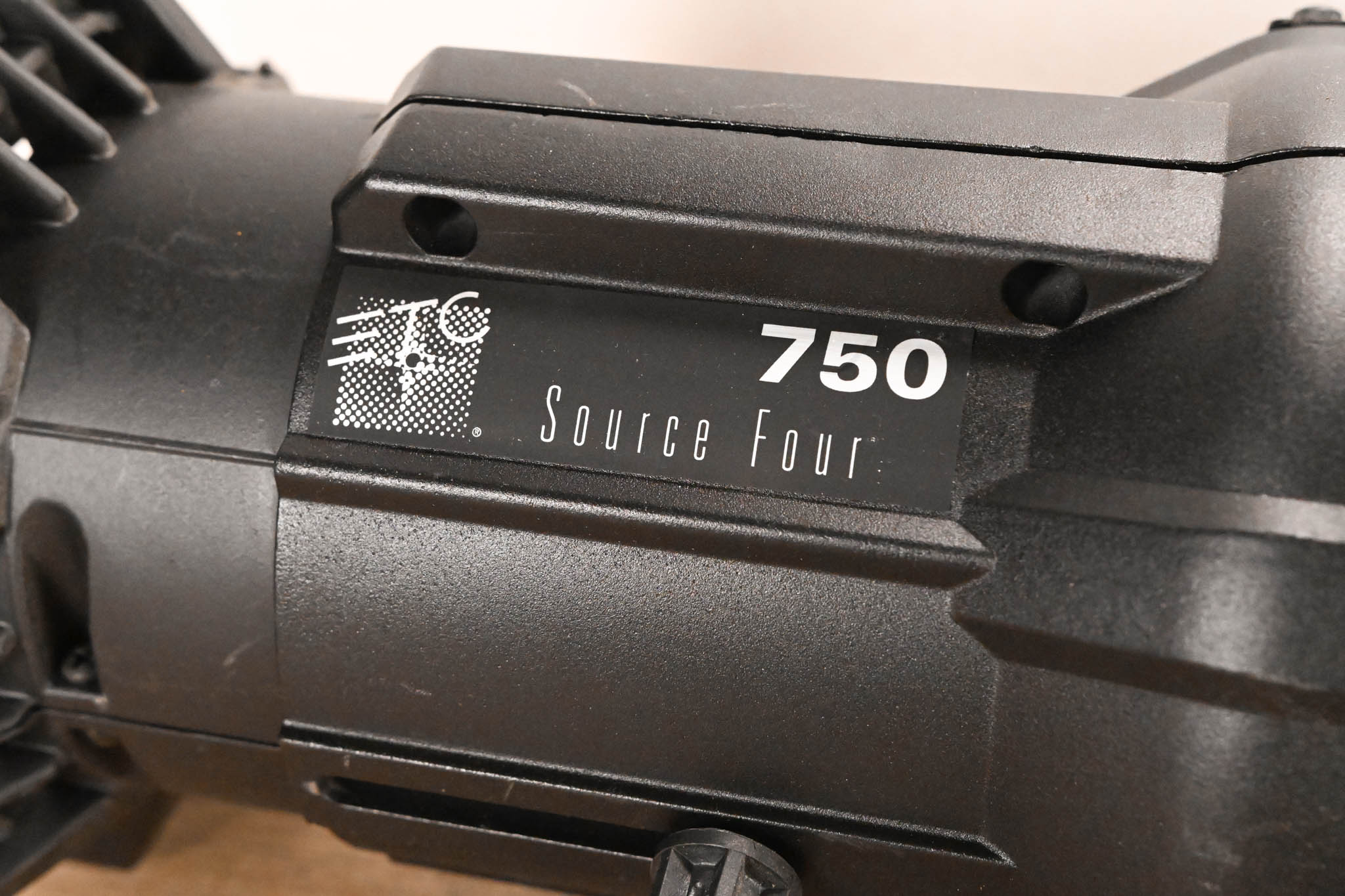 ETC Source Four 750 36 Degree Leko w/OceanOptics SeaChanger Color Engine