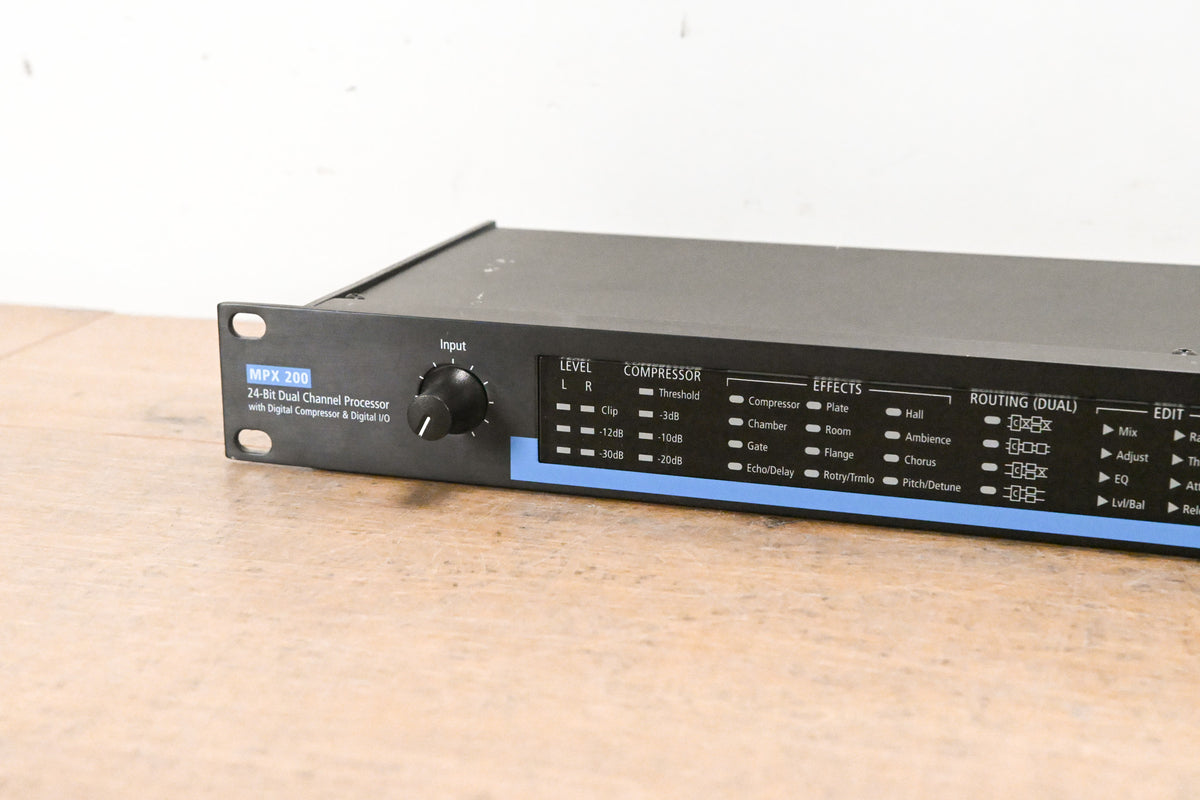 Lexicon MPX 200 24-Bit Two-Channel Multi-Effect Processor
