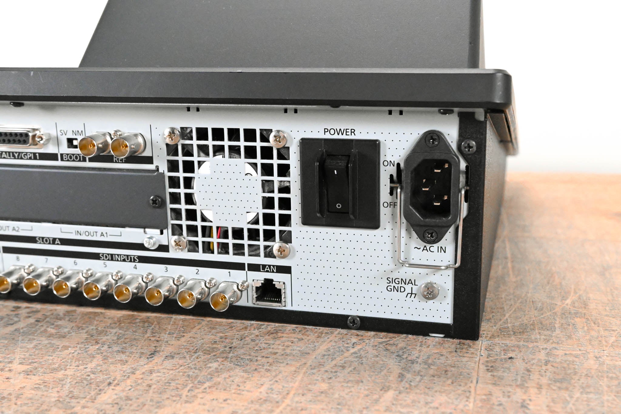 パナソニックAV-HS410N ライブスイッチャー HD/SDマルチフォーマット Panasonic AV-HS410N ライブスイッチャー - 業務用撮影・映像