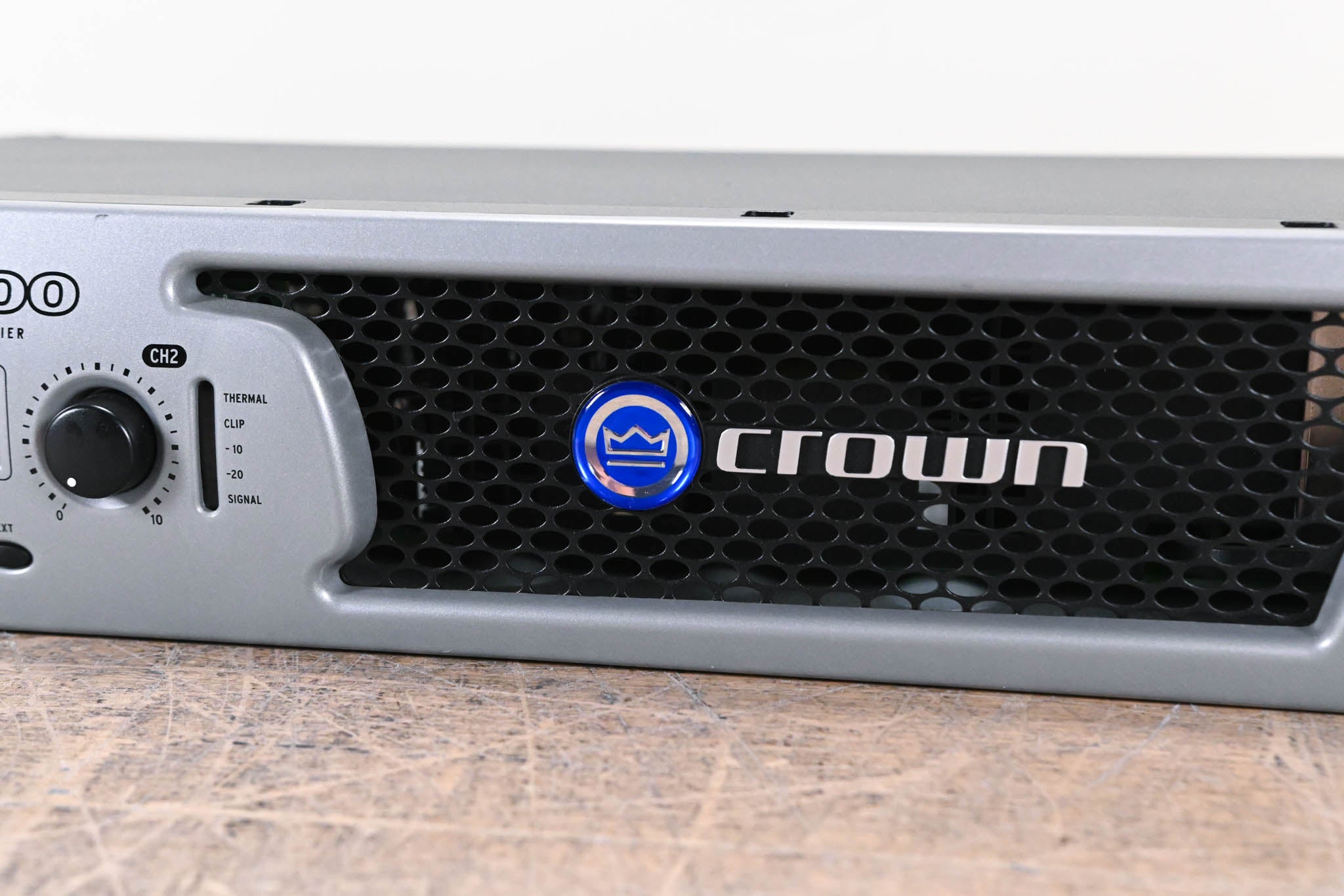 Crown XLS 2500 2-Channel Power Amplifier