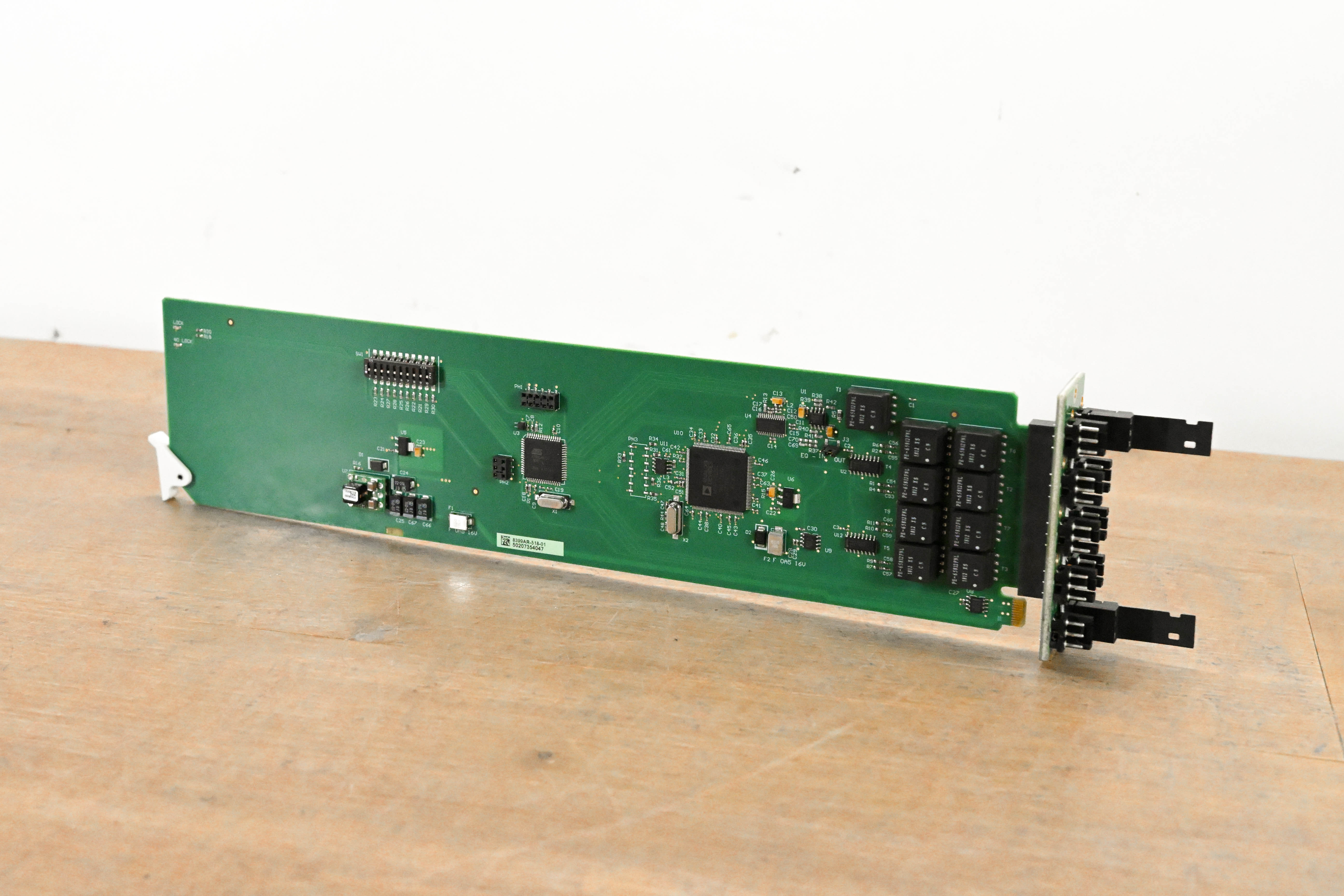 Ross ADA-8402-B AES / EBU Distribution Amplifier Module with Rear I/O