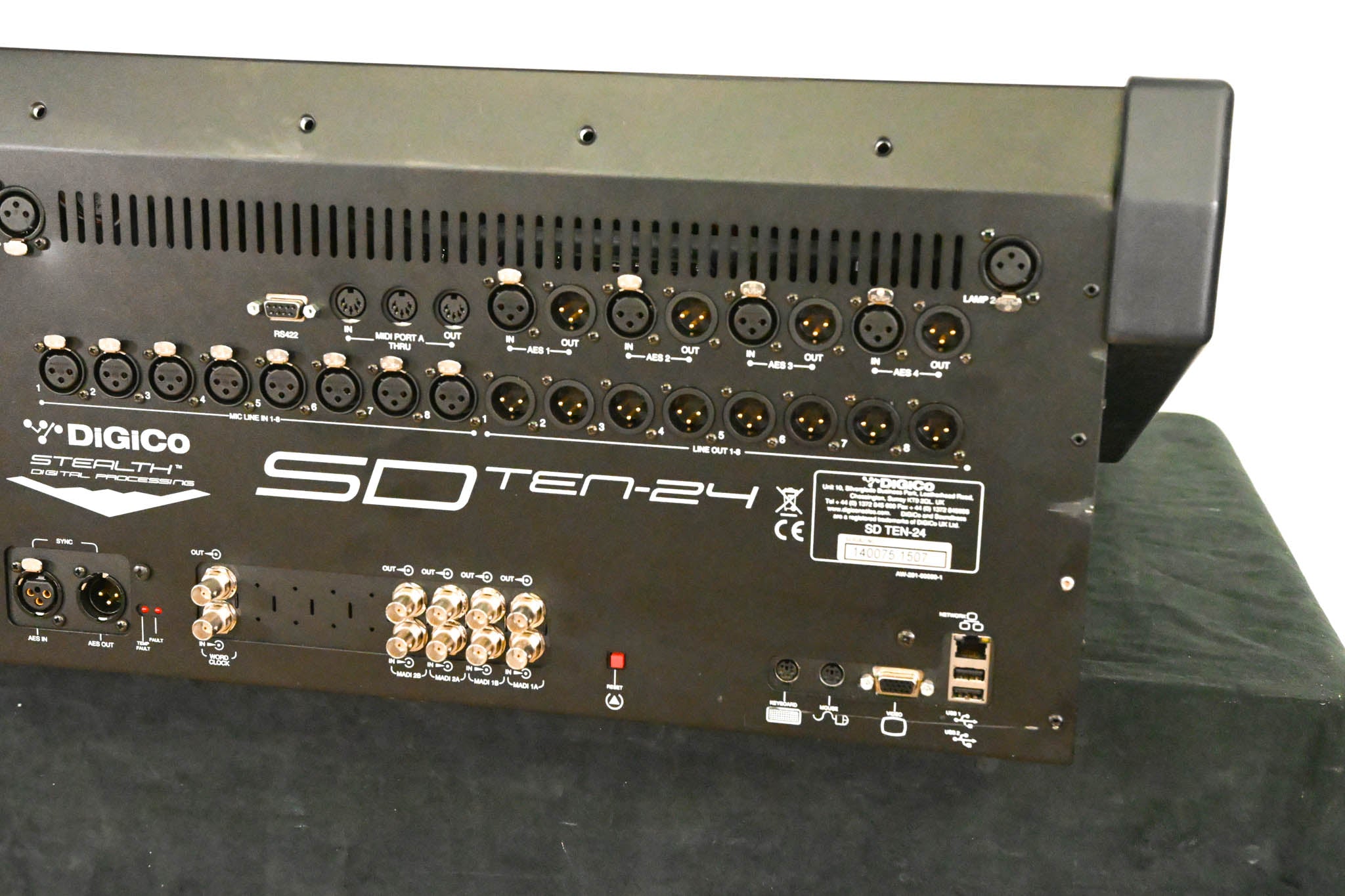 DiGiCo SD10-24 Digital Mixing Console w/ ST Optical