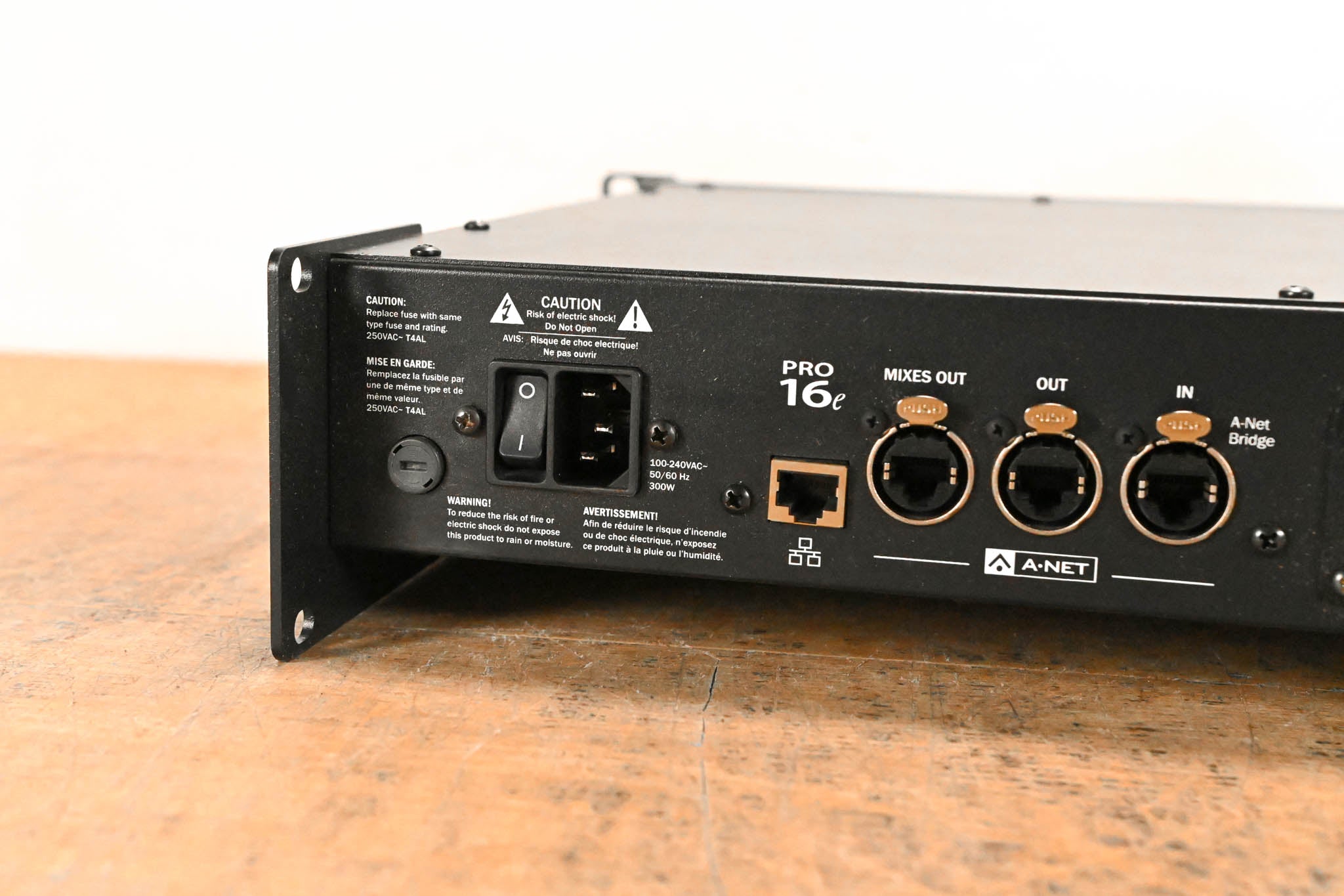 Aviom D800-Dante A-Net Distributor with Dante Connectivity