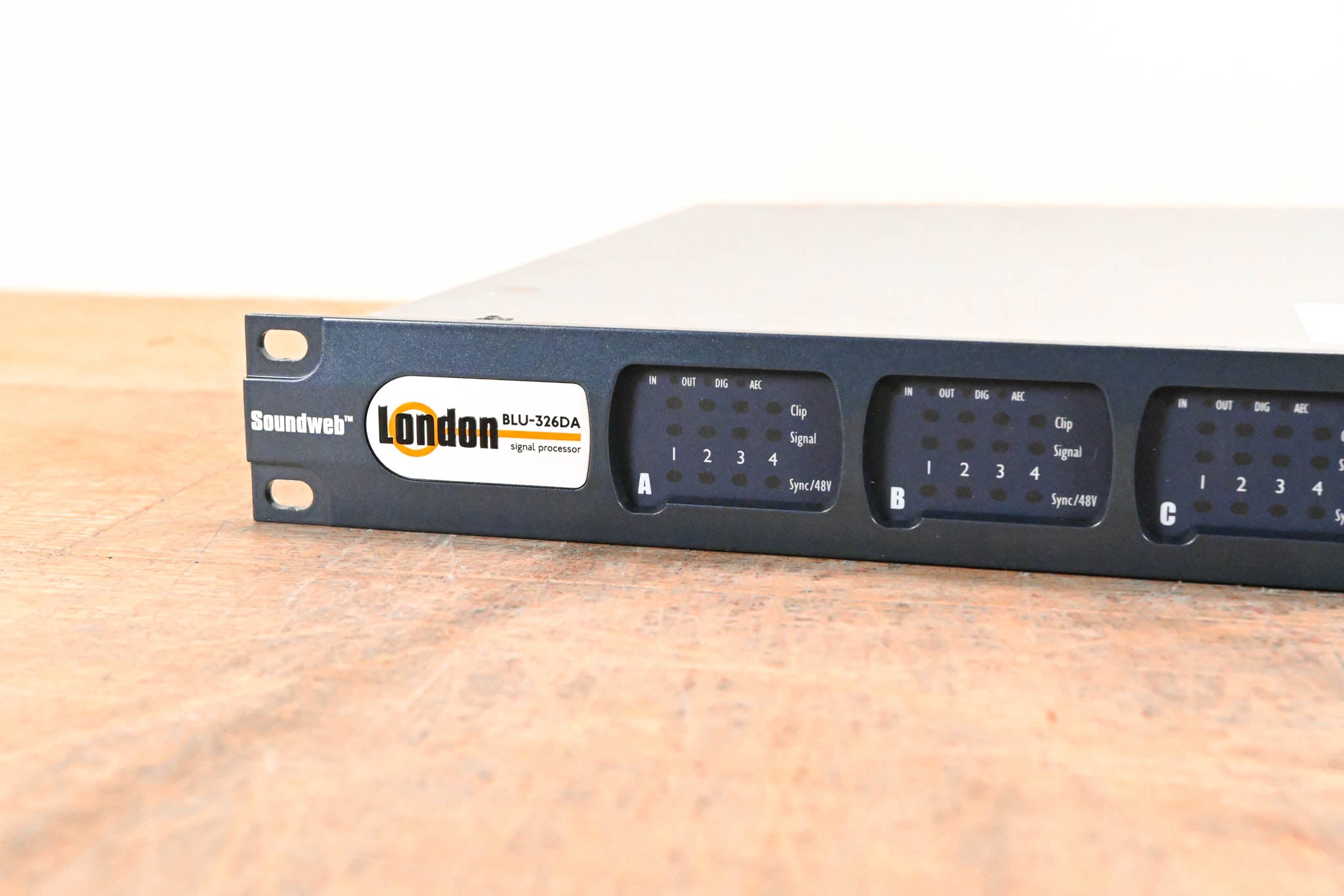 BSS BLU-326DA I/O Expander with BLU link and Dante / AES67