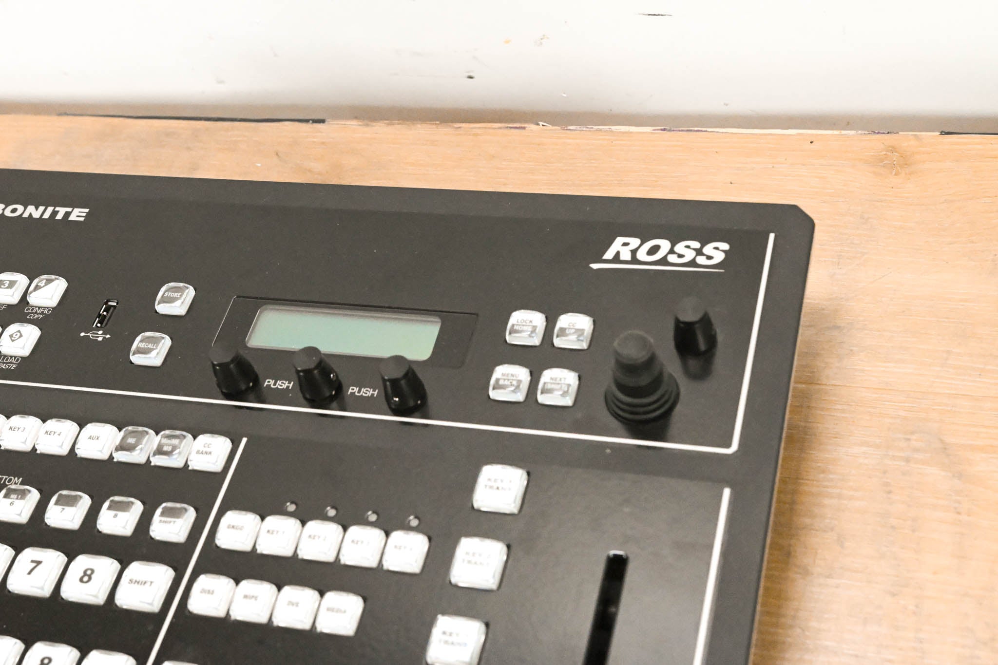 Ross Carbonite Black Solo13 1 M/E Live Production Switcher (NO PSU)