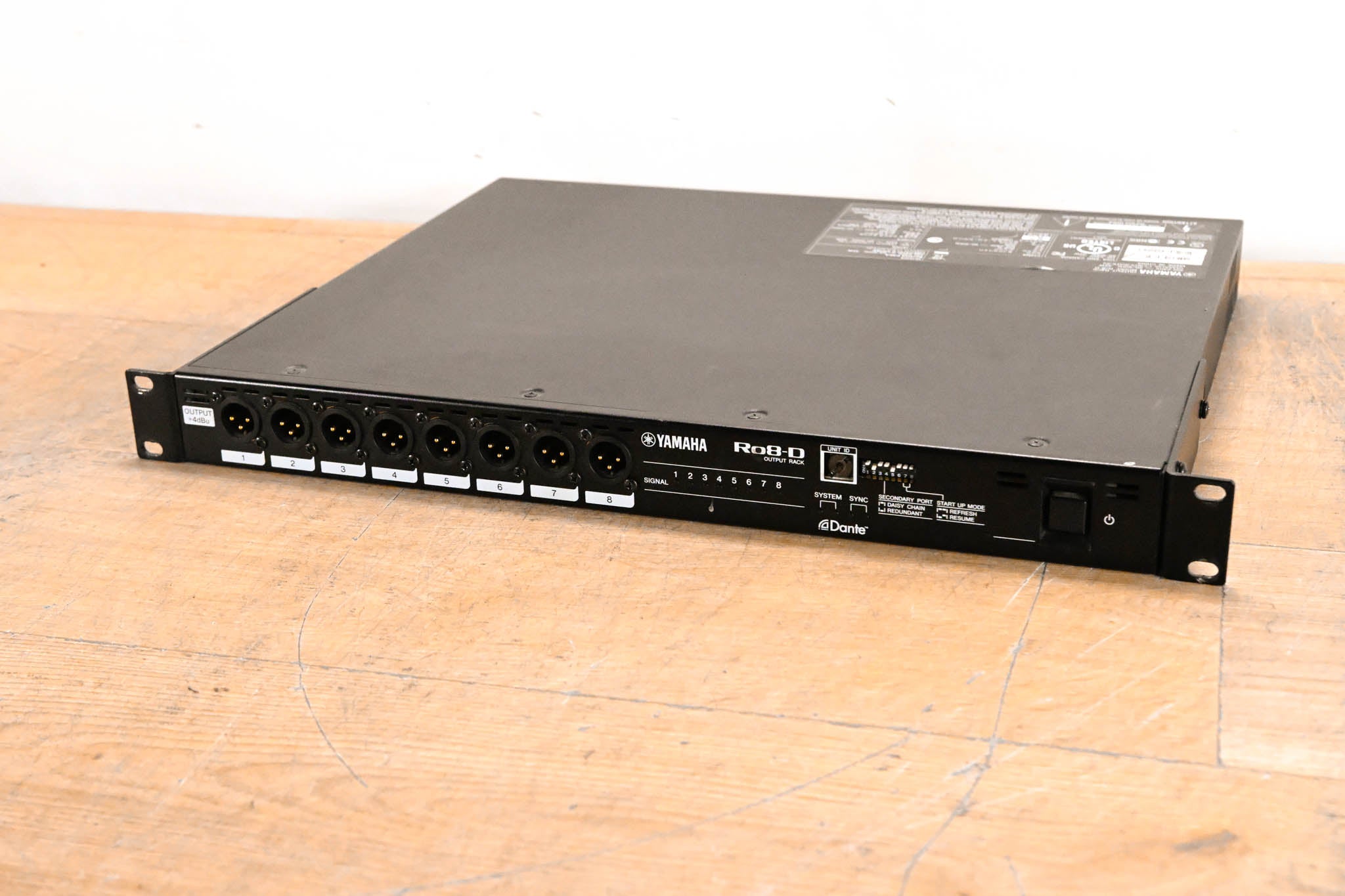 Yamaha Ro8-D Rio Series 8-Channel Remote Output Rack w/ Dante