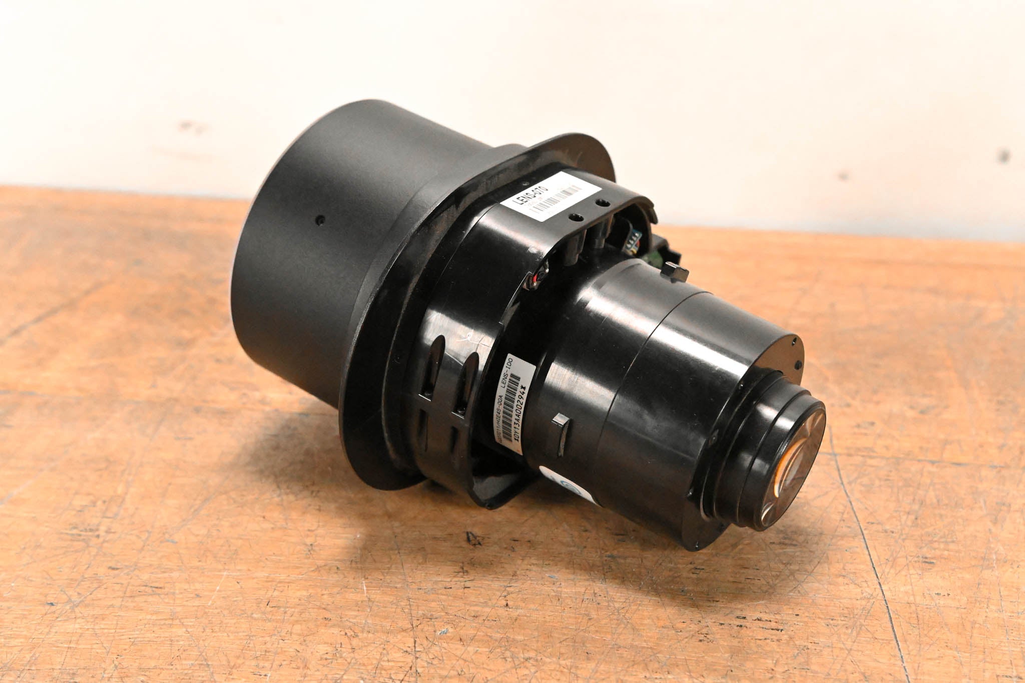 InFocus Lens-070 1.5-2.2 Standard Zoom Lens