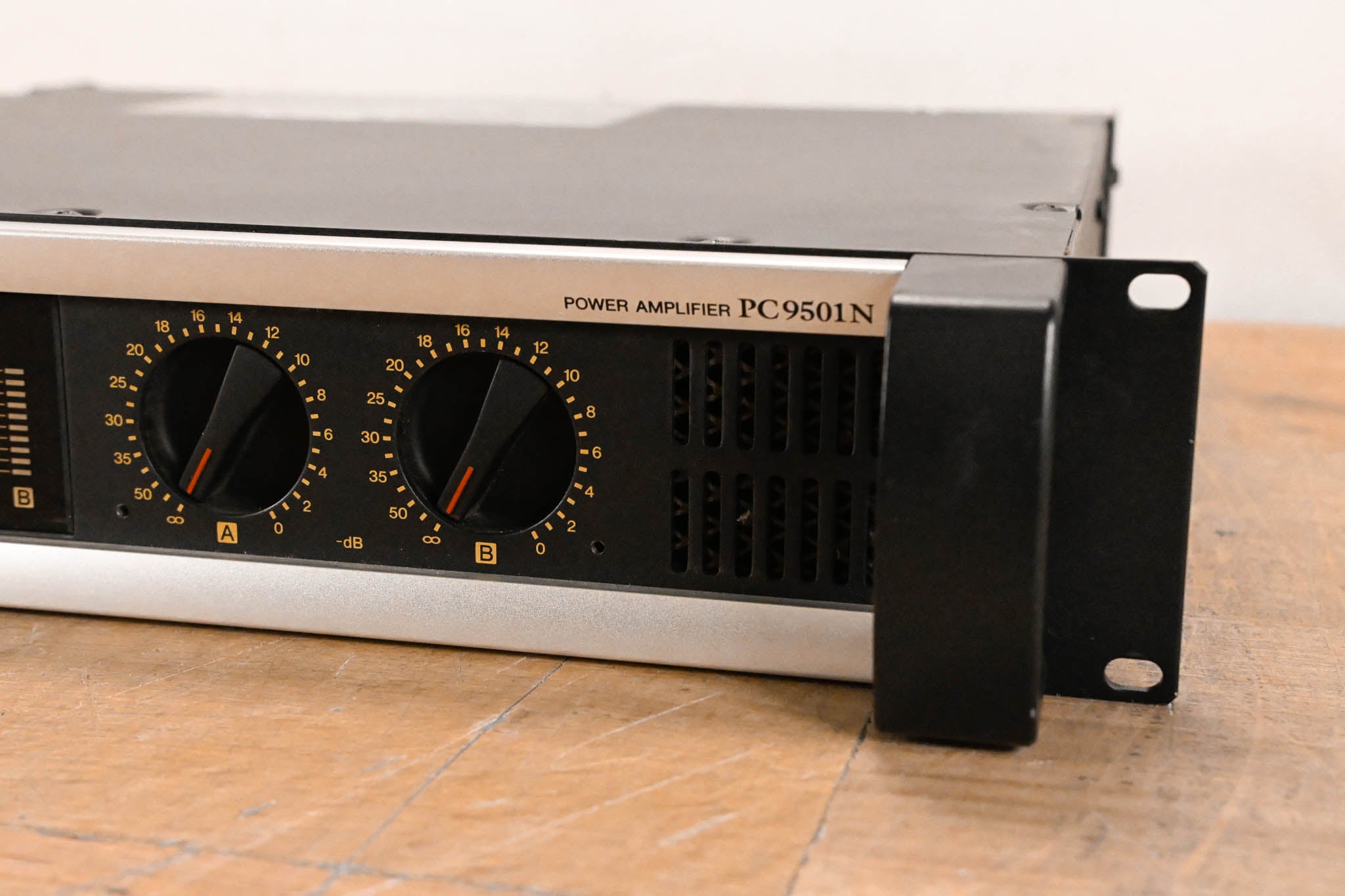 Yamaha PC9501N Two-Channel Power Amplifier CG01XBE