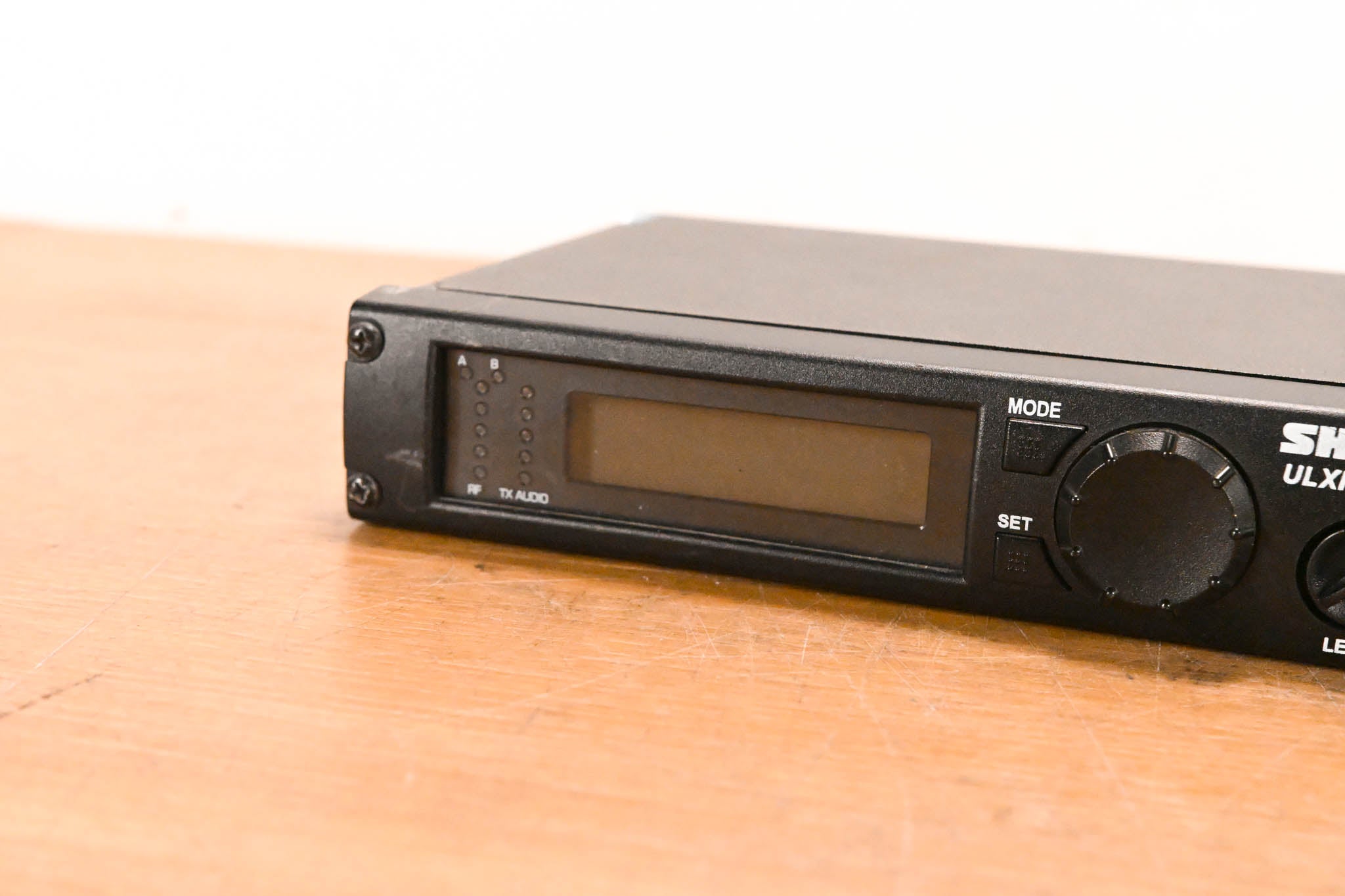 Shure ULXP24/58 Handheld Wireless System - J1 Band (NO POWER SUPPLY)