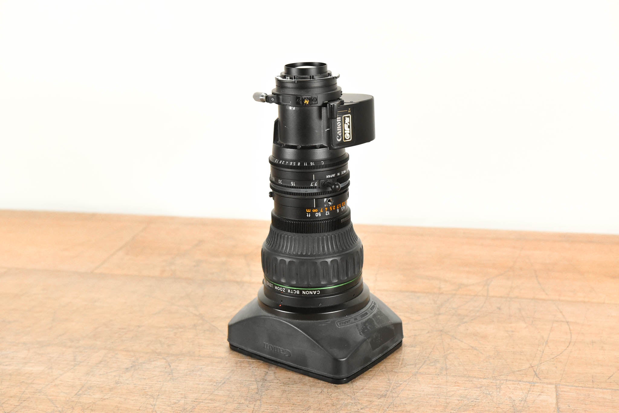 Canon J17ex7.7B Zoom Lens - 7.7-131mm 1:1.8